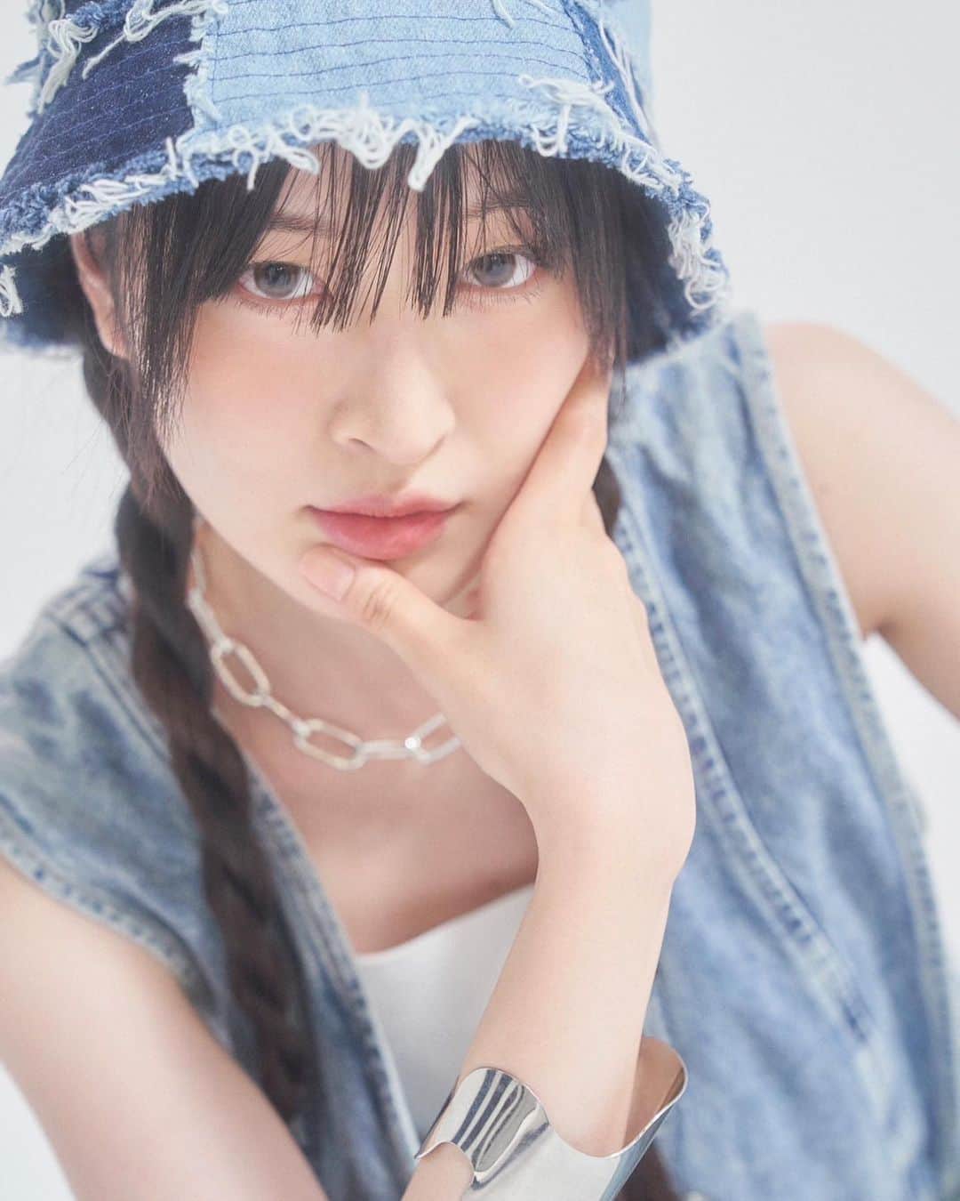 彩永あいりのインスタグラム：「. photo : @tm_wn_6 hairmake : @erena_hm stylist : @tanakarina_」