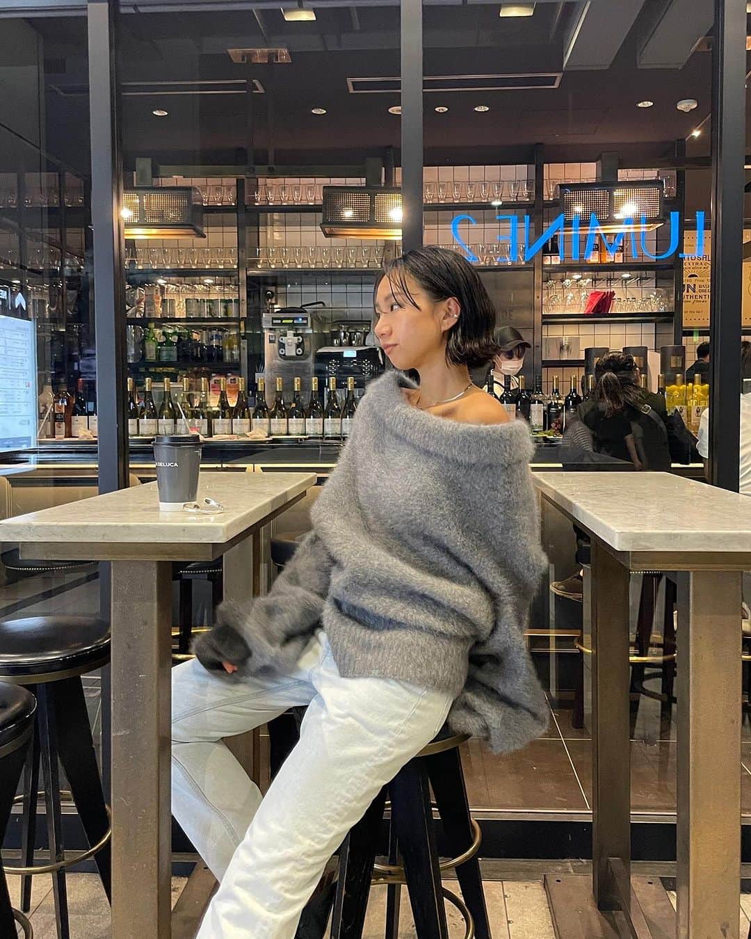 ETRÉ TOKYO ストアさんのインスタグラム写真 - (ETRÉ TOKYO ストアInstagram)「@etretokyo  【 '23 Winter Pre Order 】 ㅤㅤㅤ ㅤㅤ #ETRE2WAYルーズネックニットプルオーバー WHITE / GREY F size ¥30,800(tax in)  ㅤㅤㅤ  新宿スタッフ @etretokyo_nami 167cm @etretokyo_sae 168cm @etretokyo_yumi 150cm ㅤㅤㅤ  着用カラー：GREY ㅤㅤㅤ ㅤㅤㅤ  - - - - - - - - - - - - - - - - - - - - - - - - - - - -  商品詳細はTOPページURLよりチェック🔍 ›› @etretokyo_store  ㅤㅤㅤ スタッフコーディネートも毎日更新中【 #etretokyo_staff_ootd 】をフォロー🐿️  TOPページの"フォロー中"から 気になるスタッフのアカウントをフォロー🤝  - - - - - - - - - - - - - - - - - - - - - - - - - - - -  ⁡  ㅤㅤㅤ 【INFORMATION】 ⁡ ⁡ ETRÉ TOKYOでは 冬の先行予約会を開催いたします。  -開催期間-  ◼️LUMINE SHINJUKU 8/24(thu) - 8/30(wed)  ◼️ONLINE STORE 8/24(thu)19:00 - 8/31(thu)12:00  ※予約受注会となります。 新宿店にてサンプルのご用意もございますので ご試着も可能です。 予約枠に上限がございます。  ※予約商品の画像はサンプルで撮影しております。 実際の製品と仕様や素材、サイズや色味等が多少異なる場合がございます。  ※お電話でのご予約はできかねます。  ※ご予約後のキャンセルは致しかねます。 お支払いは後払いになります。 ⁡ ※混雑時には入場制限及び試着点数 の制限を設けさせて頂きます。 また、お電話がつながりにくい可能性がございます。  予めご了承ください。 ⁡ ⁡ ご理解、ご協力を賜りますよう 心よりお願い申し上げます。 ⁡ ⁡  ㅤㅤㅤ ㅤㅤㅤ 【LUMINE SHINJUKU STORE】 ETRÉ TOKYO ルミネ新宿2店 TEL：03-5989-0979 ー営業時間ー (平日、土日祝)11:00-21:00  ⁡ #etretokyo #etre  #etretokyoshinjuku #2023etre #etretokyo_staff_ootd #2023aw #受注会 #先行予約 #プレオーダー #スタッフコーディネート #スタッフスナップ #冬服コーデ #ルミネ新宿2 #ニットコーディネート #大人女子コーデ #モノトーンコーディネート」8月20日 19時45分 - etretokyo_store