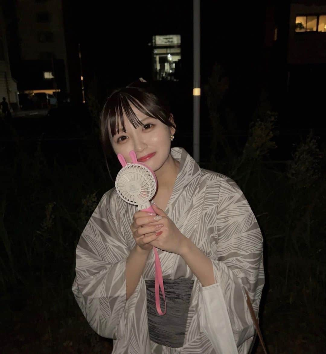 まあれさんのインスタグラム写真 - (まあれInstagram)「夏祭り〜🍧🤍 暑すぎて後半記憶ないけど（うそ）花火綺麗だった〜癒された、 おかげさまで顔面のビジュはおわり、 ⁡ ⁡ ⁡ ⁡ ⁡ ⁡  #サマーナイト  #サマーナイト花火大会  #浴衣  #夏祭り  #浴衣ヘア  #夏」8月20日 19時42分 - maaaare95