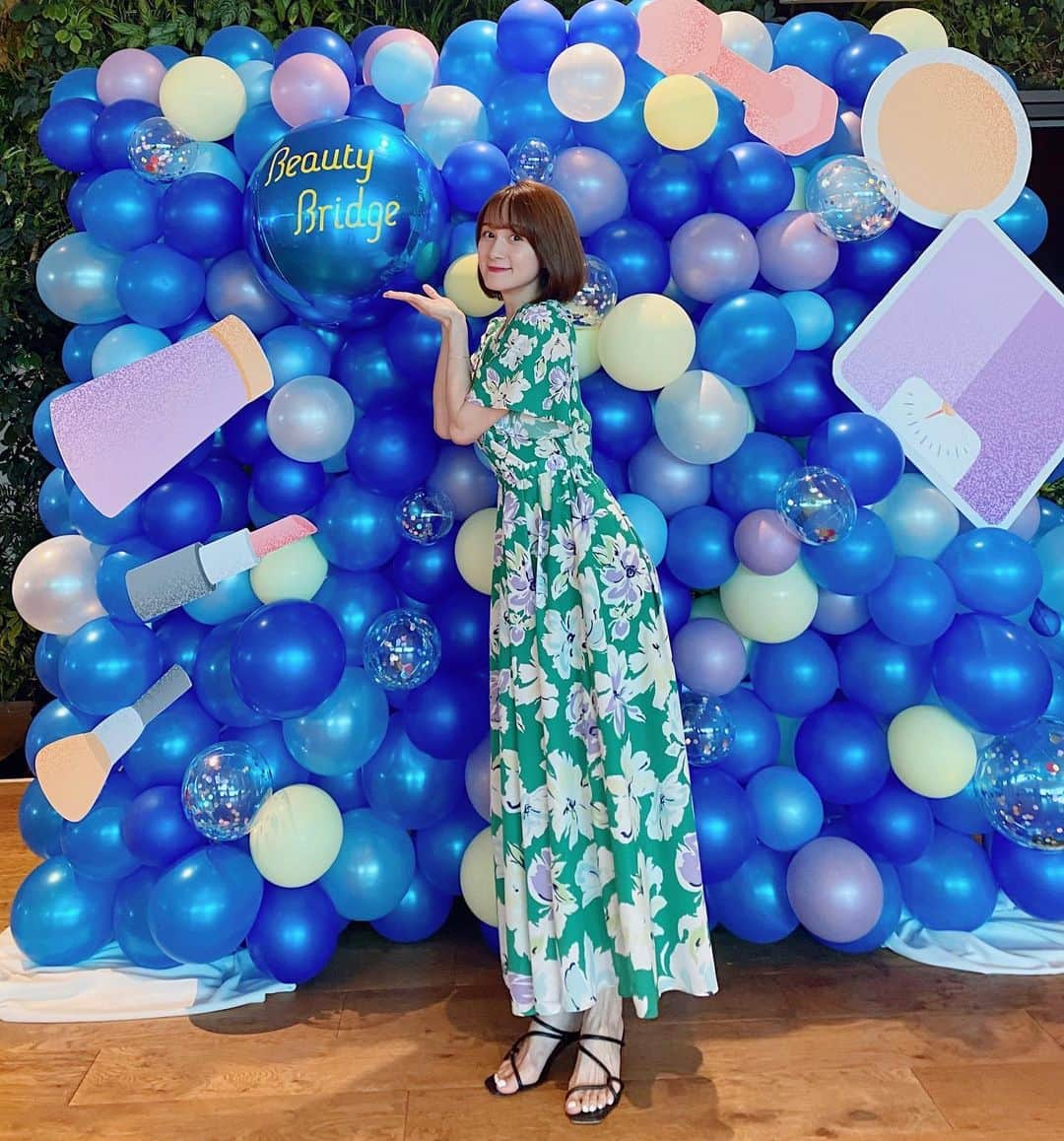 岡田ロビン翔子さんのインスタグラム写真 - (岡田ロビン翔子Instagram)「beautybridge イベントレポートさせていただきました  ヘッドスパにはじまり ポイントメイクに パーソナルヘア診断 ネイルなどなど たくさん体験させて頂いて とても勉強になりましたし もっともっと美容を楽しみたいと思う そんな1日でした  感謝♡」8月20日 19時48分 - i_am_robin0315