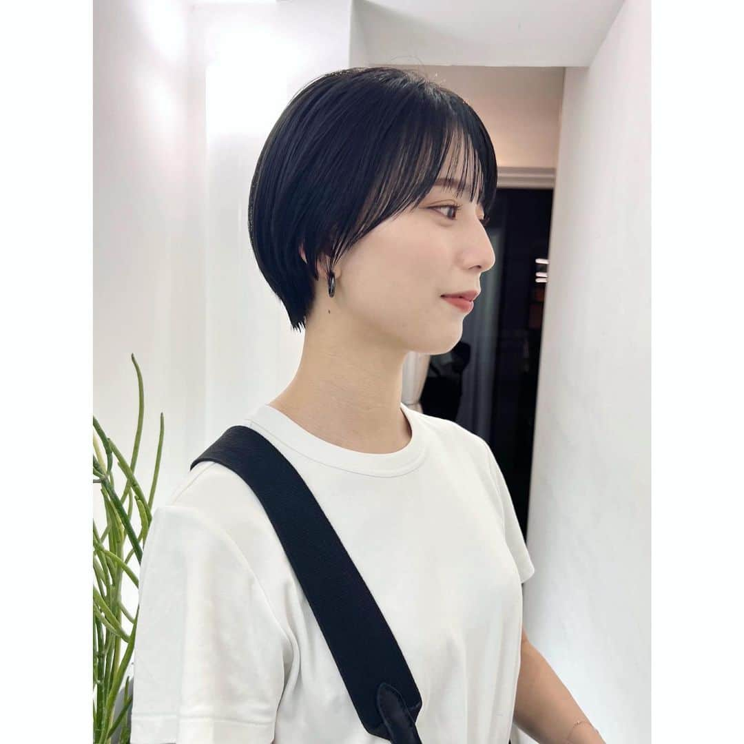 梶原凪のインスタグラム：「💇🏻‍♀️」