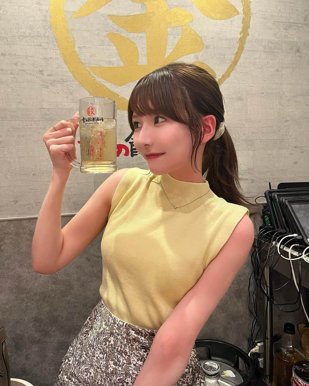 秦はるかさんのインスタグラム写真 - (秦はるかInstagram)「酔っ払ってて真っ赤🍺笑 最近はコーン茶ハイが好きです☺︎」8月20日 20時13分 - _hataharuka_