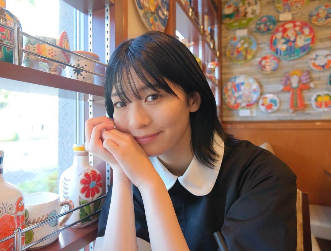 関戸奏音さんのインスタグラム写真 - (関戸奏音Instagram)「大学生の姉が夏休みなので、あそこ行きたい！といろんなとこ誘われて、夏なのにパワフルだなーと。姉すげ。 今月2回目の美術館行ってきまして、帰りにはかわいいカフェに寄りましたとさ。 またいきたーい」8月20日 20時13分 - kanon_sekido