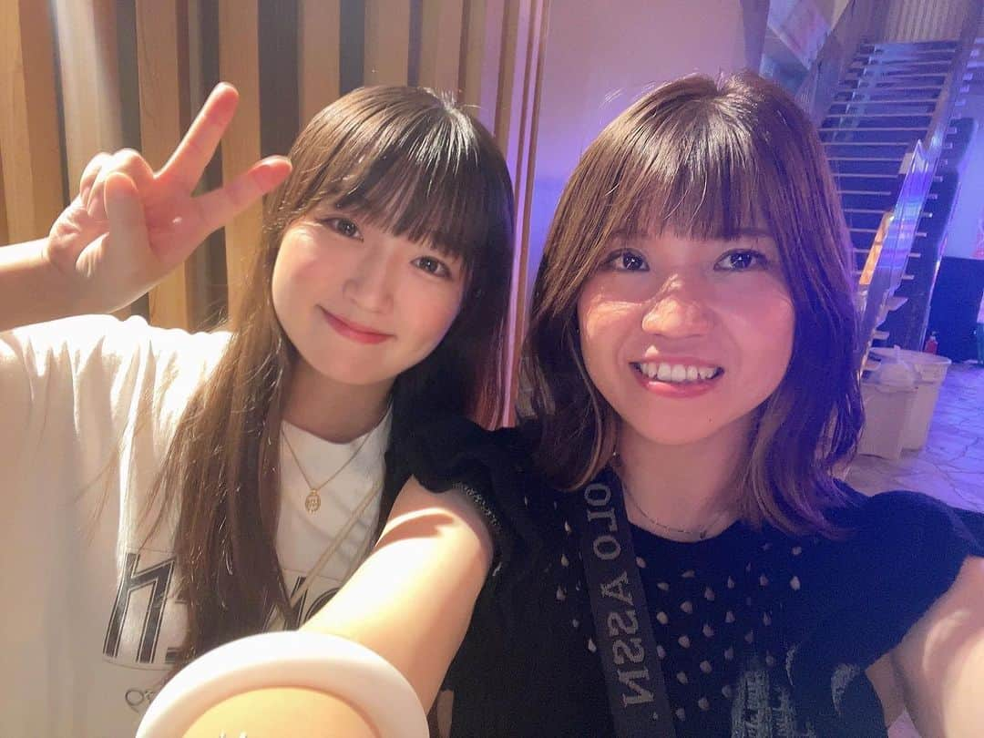 上野貴穂さんのインスタグラム写真 - (上野貴穂Instagram)「. 久しぶりに会えただいすきな友だち👭🏻 最高❤️‍🔥❤️‍🔥❤️‍🔥」8月20日 20時33分 - kiho_ueno