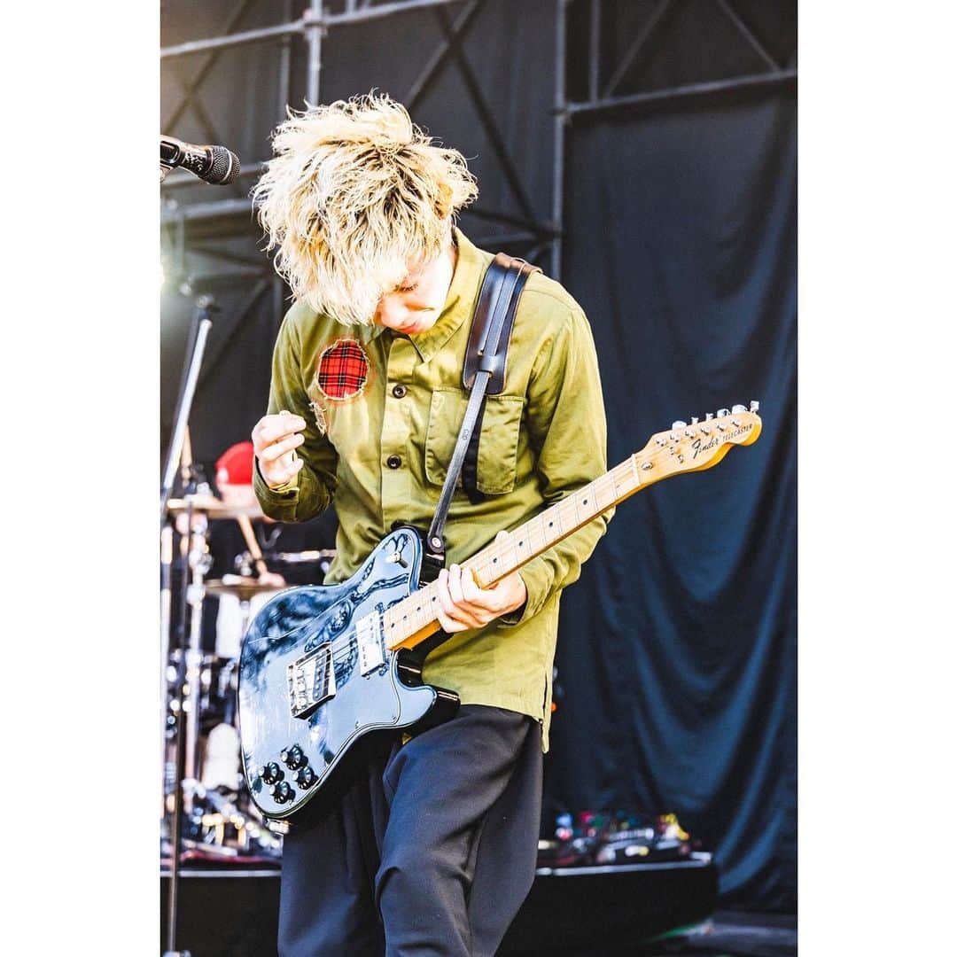 柳沢亮太のインスタグラム：「2023.08.20 稲佐山公園野外ステージ ″Sky Jamboree 2023 ～one pray in nagasaki～″ #SUPERBEAVER #スカジャン #写殺 @cazrowaoki」