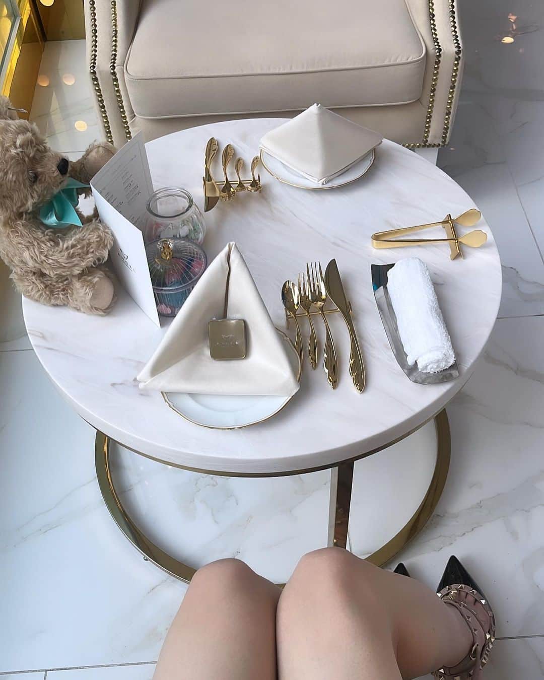 のインスタグラム：「大好きなエンジェルのアフタヌーンティー👼🏻💕」