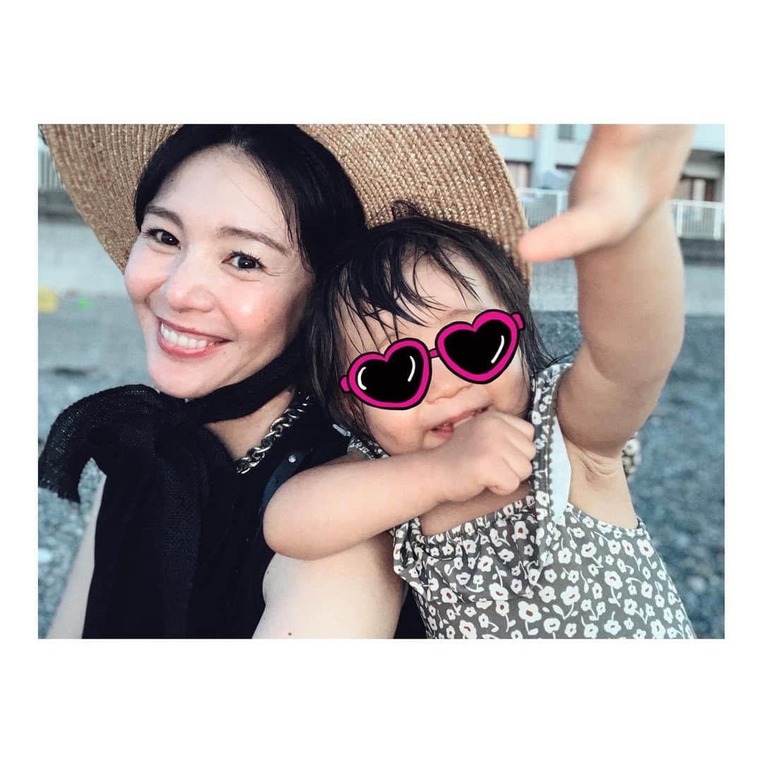 知花くららのインスタグラム：「YO YO  明日からまたがんばるぞー」