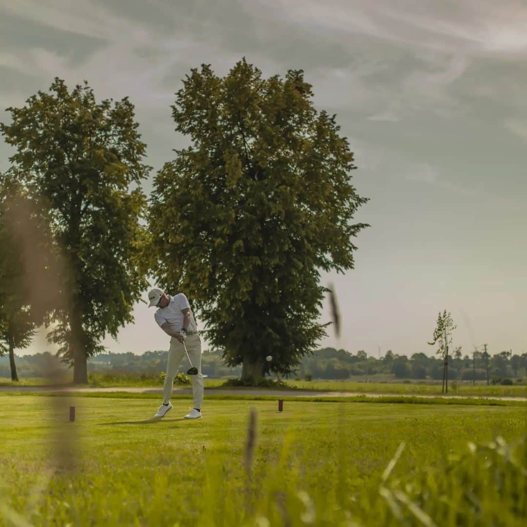 ヘイキ・コバライネンさんのインスタグラム写真 - (ヘイキ・コバライネンInstagram)「Fantastic weekend @sandvalleygolfresort in Poland! 13th edition of Heikki Kovalainen Open golf tournament on Saturday, the course is in perfect shape 😊   #sandvalleygolfresort #macadegolf  📸 @michaljedrzejewskiphotographer」8月20日 21時26分 - heikkikovalainen