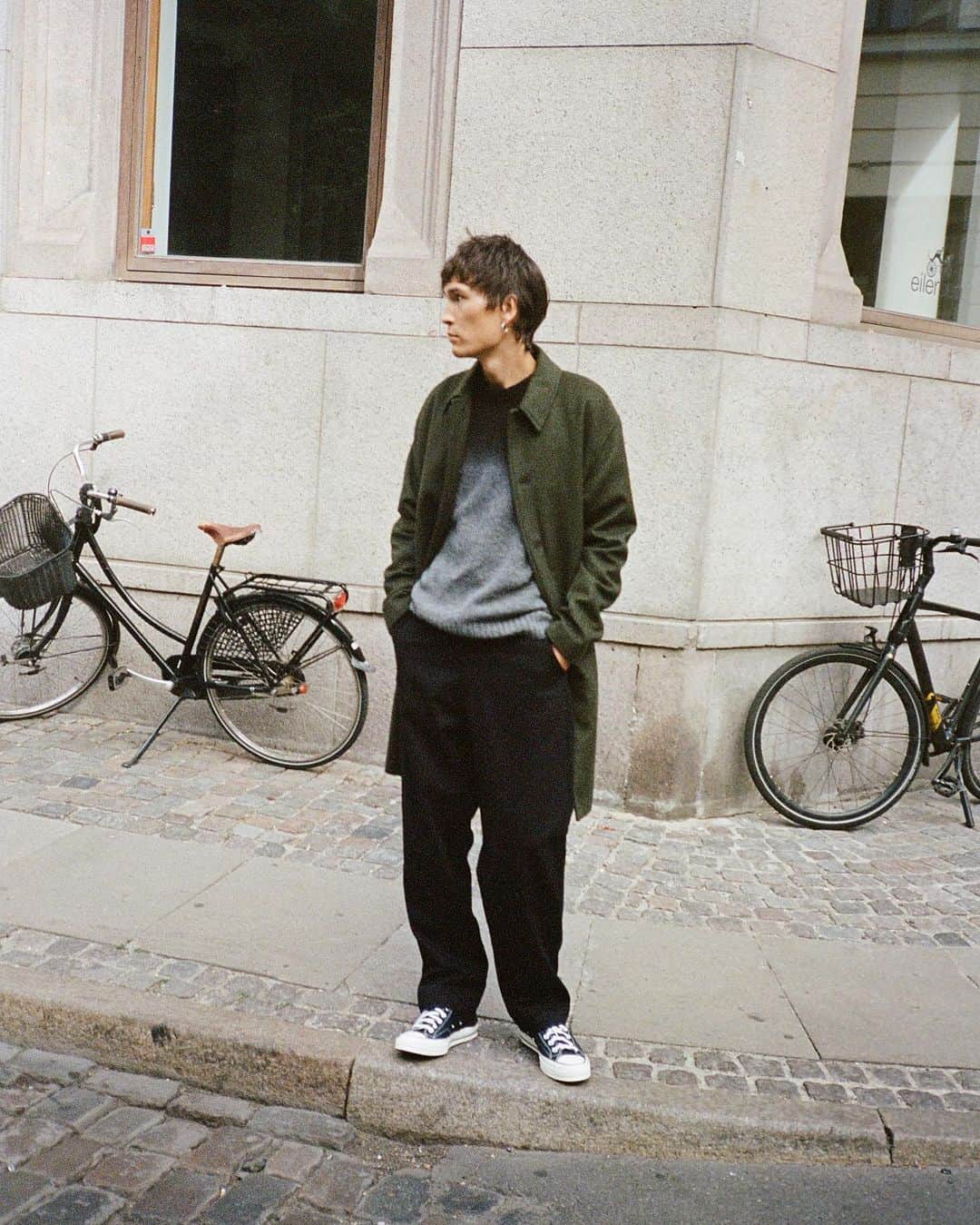 マッツノーガードのインスタグラム：「Anders in our curtis coat.   #madsnorgaard」