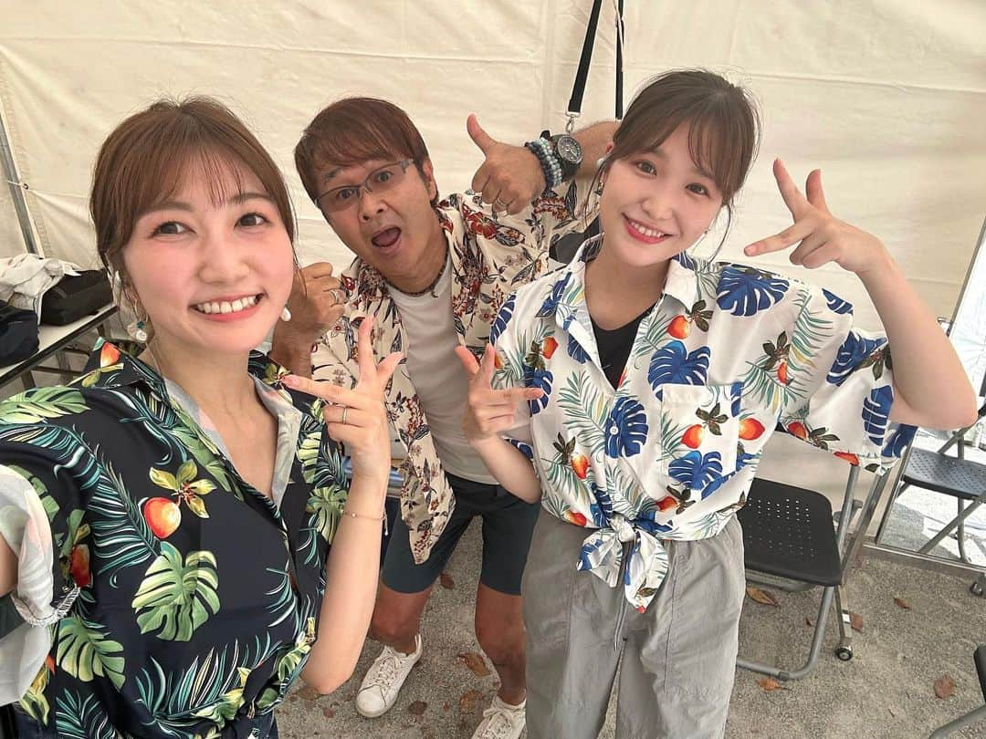 山﨑加奈さんのインスタグラム写真 - (山﨑加奈Instagram)「・ 駿府城夏まつり🌻 公開生放送に来てくださった皆様、本当にありがとうございました☺️✨  とにかく楽しかったー！！！💚💚 こんなにたくさんのお客さんが来てくれるなんて、思ってもいなかったので🥹本当に本当にうれしかったです！😢 この夏いちばんの思い出になりました💖💖  アドレナリン出まくっててまだ全然眠くないです😮‍💨 また楽しいイベントできるといいなあ🏝️ ・ #駿府城夏まつり #駿府城 #静岡イベント #sbsテレビ #sbsラジオ  #アナウンサー #山﨑加奈  #私のタオルで顔隠してしまった方 #本当にごめんなさい😭」8月20日 22時27分 - kana_yamazaki_sbs