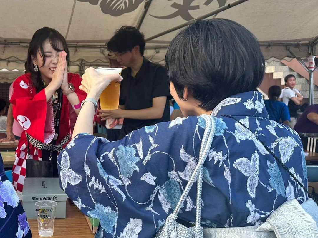 黒田瑞貴さんのインスタグラム写真 - (黒田瑞貴Instagram)「#スカロケ　大盆踊り大会🏮in 西新井大師  素敵すぎるイベントで、とにかく楽しかったです🤍  最後の写真はごめんねと謝る女子への「良いよ良いよ😉」があまりにおじさん過ぎたあやのちゃんです👏🏻❤️  #大師夏まつり2023  #スカ盆」8月20日 22時41分 - kurodamizuki_