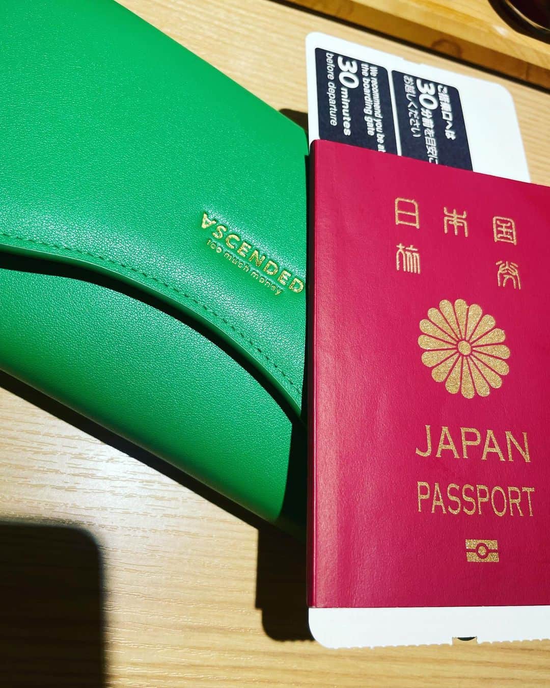 spiのインスタグラム：「on my way」