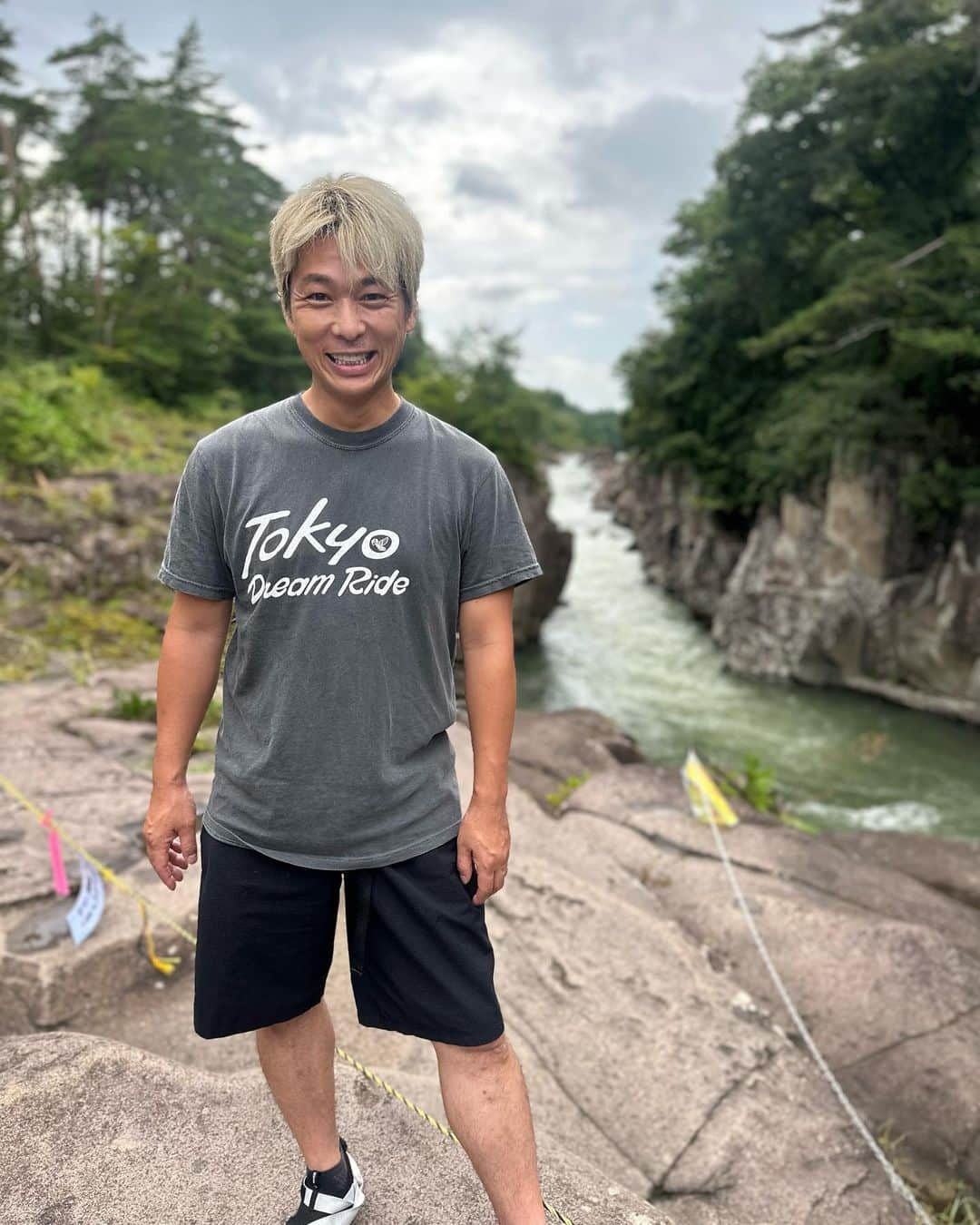 世田谷ベースのインスタグラム：「今日も全力で遊んでます  郭公だんご  #世田谷ベース#総務雄一郎#世田谷ベースユーチャンネル#岩手#郭公だんご」