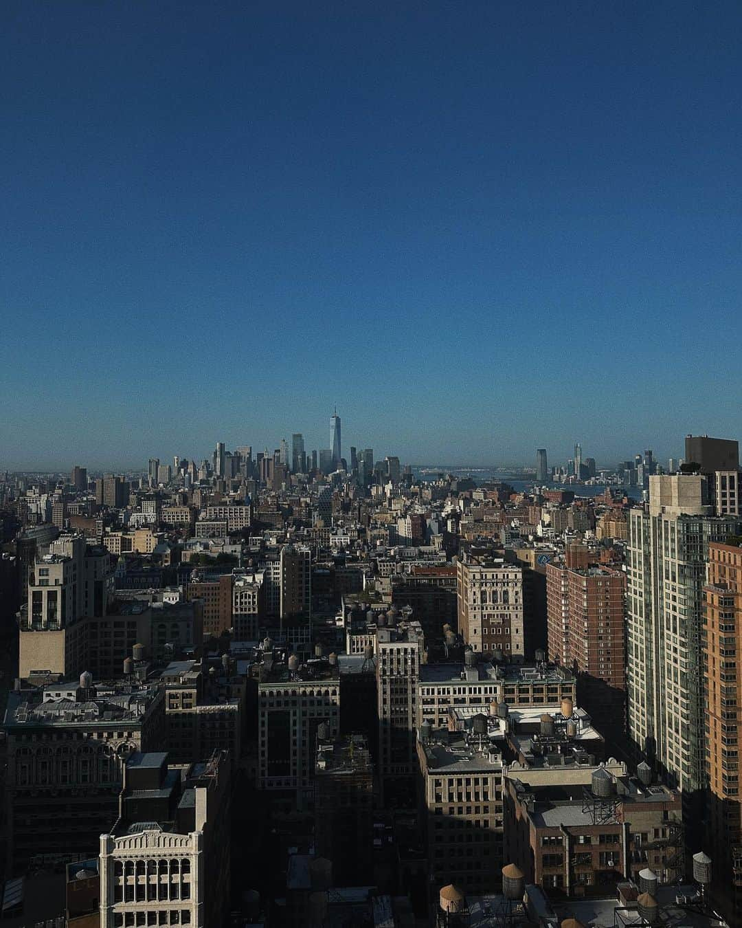 マルケタ・ボンドロウソバさんのインスタグラム写真 - (マルケタ・ボンドロウソバInstagram)「Touchdown in NYC!🫶🏻🤍🏙️ My home away from home for the next few weeks😻 @ritzcarltonnewyorknomad #RCMemories」8月21日 1時30分 - marketavondrousova