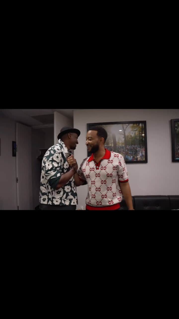 ジョン・レジェンドのインスタグラム：「An incredible full circle moment sharing the Chicago stage with my brother @j_ivy. The first person to call me John Legend.   📸 Eugene Bush」