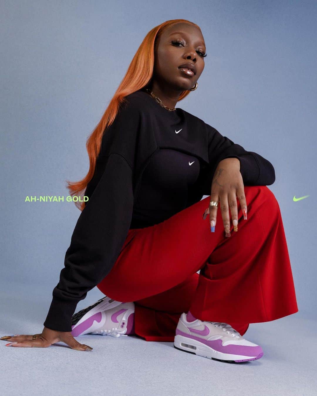 Nike Womenさんのインスタグラム写真 - (Nike WomenInstagram)「When it comes to style, Creative Consultant Ah-Niyah Gold (@AhniyahGold) is inspired by the city energy around her 🗽  “New York kind of just is one of those cities that just continues to push you forward, whether you notice or not,” she says. “I think my style has been impacted just by running around the city and growing up here, which is amazing.”  Shop Ah-Niyah’s best on-the-go looks 💨」8月21日 4時00分 - nikewomen