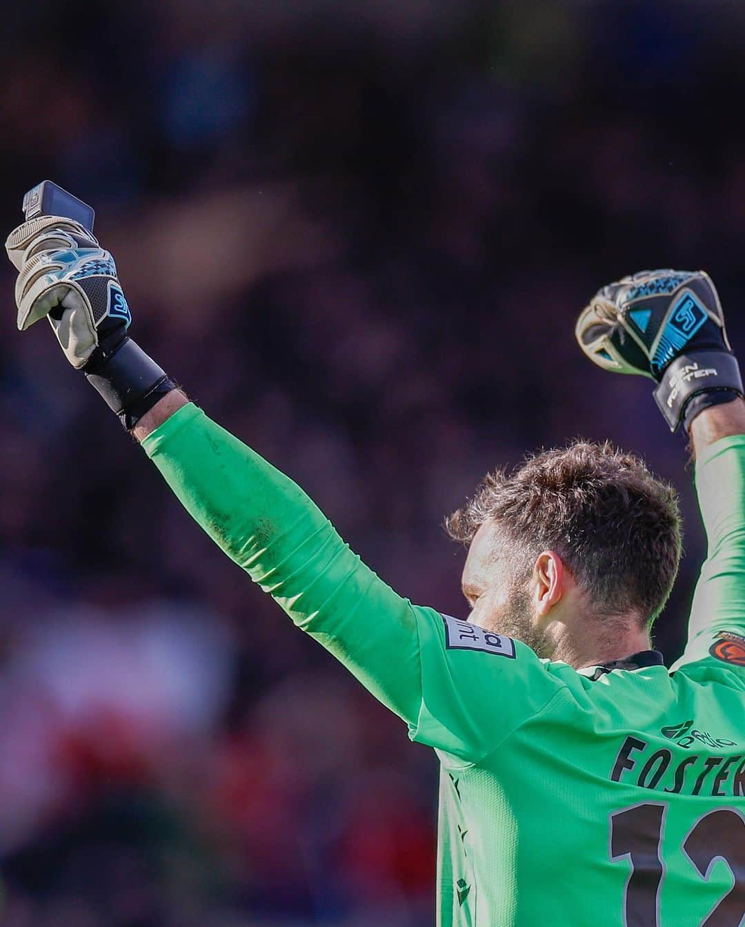 ベン・フォスターさんのインスタグラム写真 - (ベン・フォスターInstagram)「So much ❤️ for this football club. Thanks for the memories @wrexham_afc」8月21日 19時06分 - benfosters