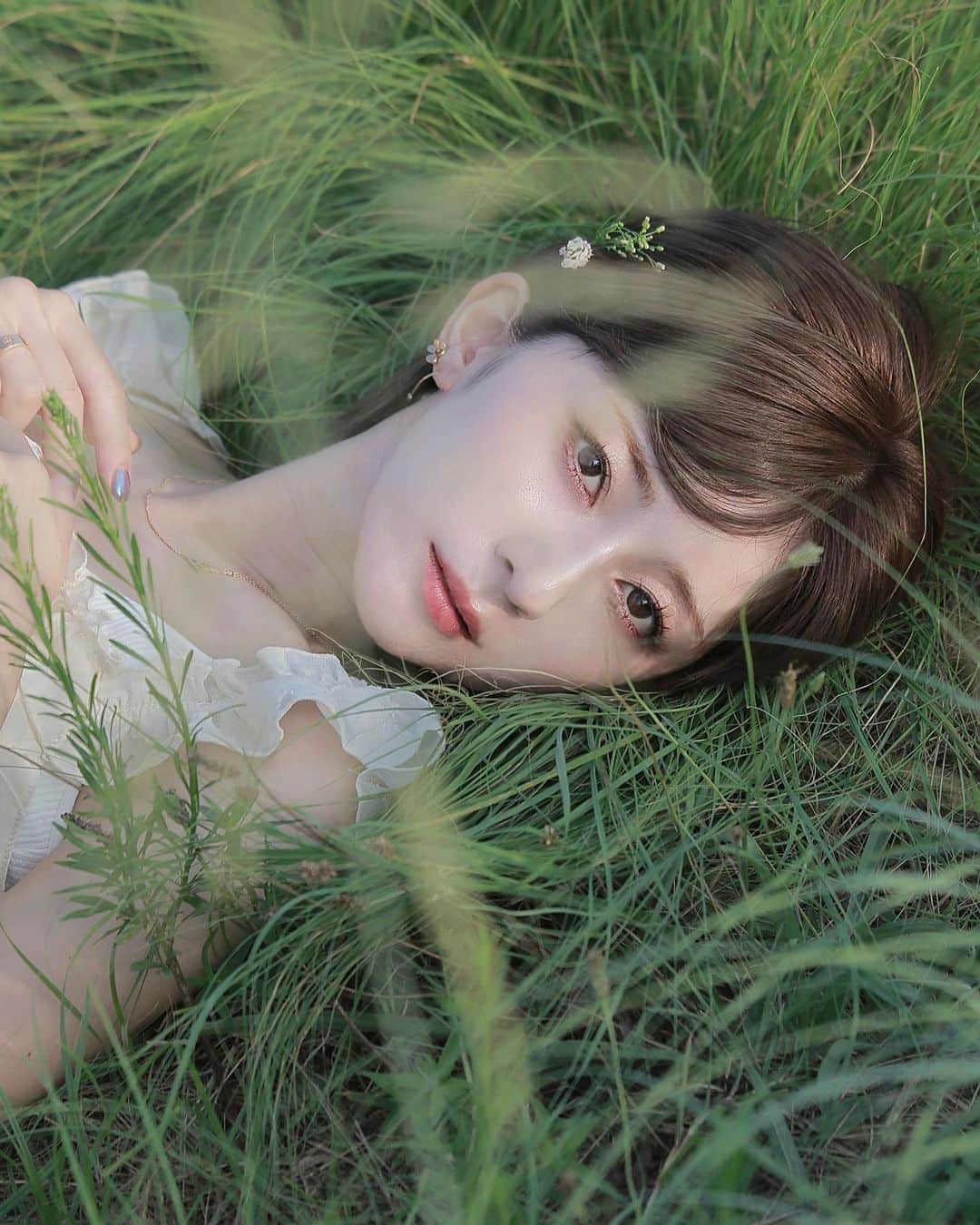 水野佐彩のインスタグラム：「・ 📷 @xinghua.shuiyue   え？わたし？ってくらい 可愛く撮ってくれた☺️ ありがとうございました♡」