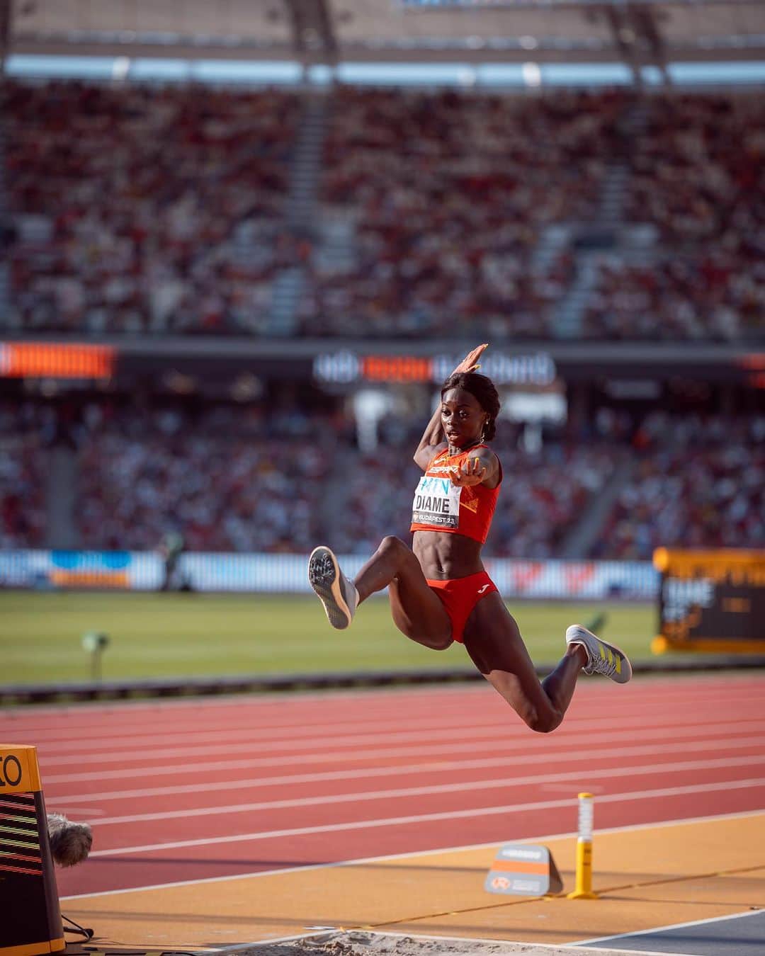 Fatima Diameのインスタグラム：「6 del mundo 💃 #longjump #spain #wm #budapest #athlete」