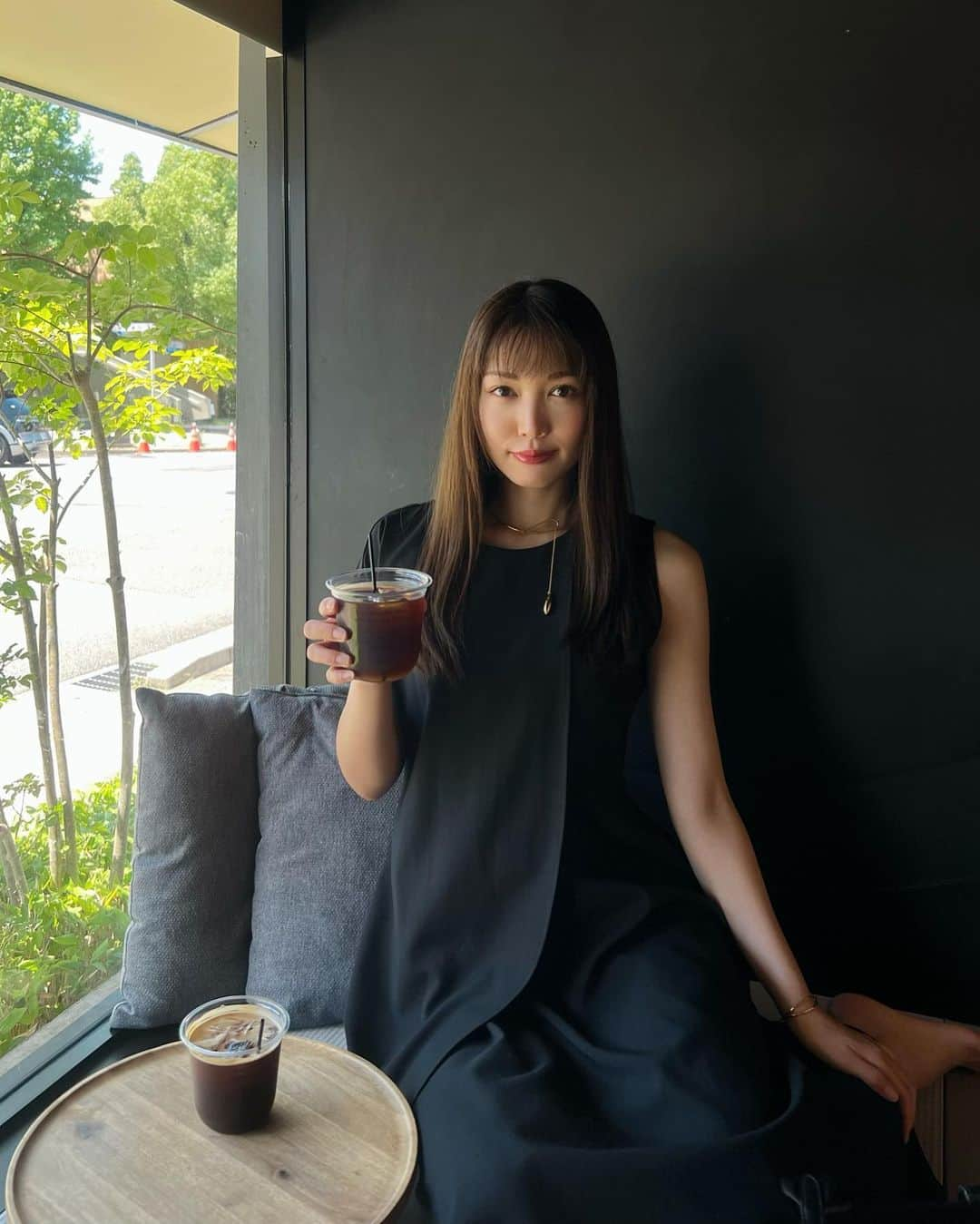 ののさんのインスタグラム写真 - (ののInstagram)「京セラ美術館の近くのカフェ☕️  カフェの後はルーヴル美術館展〜愛を描く〜に行ったよ👼 ギリシャ・ローマ神話を題材とする神話画が特に見応えありだった 昔から思っていたけどギリシャ神話の恋愛模様ってツッコミどころが多いよね🙂  #ドットエス#京都カフェ#京都グルメ#東山カフェ#東山グルメ#京セラ美術館#ルーヴル美術館展#カフェ#カフェ巡り#カフェ部#カフェ活#カフェ好き #ブラックコーデ#ワンピ#ワンピース#プラダ#プラダバッグ#dots#kyotocafe#museum」8月21日 18時31分 - nonoko0309