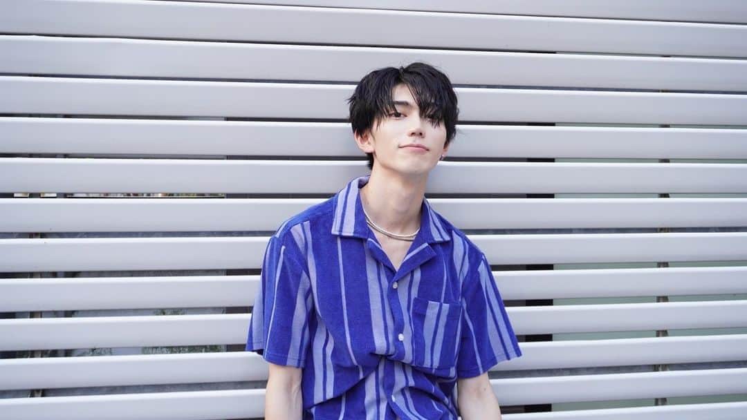 樋口晃平のインスタグラム：「お知らせです。明日午前10:00〜  「樋口幸平OFFICIAL FAN CLUB」  公式ファンクラブを開設致します！  素直にうれしいです！  皆様とより近い距離で過ごせる場が増えて本当に嬉しいです。企画やイベント事がある時、お仕事の話、何かあった時は一緒に喜んで一緒楽しめる場に出来たら嬉しいなと思っています☀️  いつも応援して下さってる皆様が僕のファンクラブに入って良かったと思えるように僕自身も全力で楽しんで皆んなと向き合っていきたいです！ そして、ドラマ体感予報もここからもっと凄くなりますよ。作品中は作品の話もして一緒に盛り上がりましょう！生配信や動画、イベント事なども考えてるのでお楽しみにです☺︎  詳細 明日午前10:00〜openです！！ サイトURLは、明日、プロフィールに貼ります  また明日詳しく告知しますね☺︎  checkしてね~？🫶🏻」