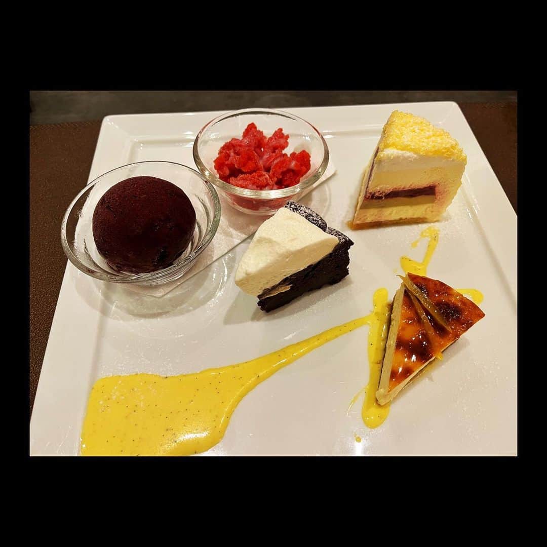 莉奈さんのインスタグラム写真 - (莉奈Instagram)「甘党〜。 #cake」8月21日 10時05分 - rinascollage