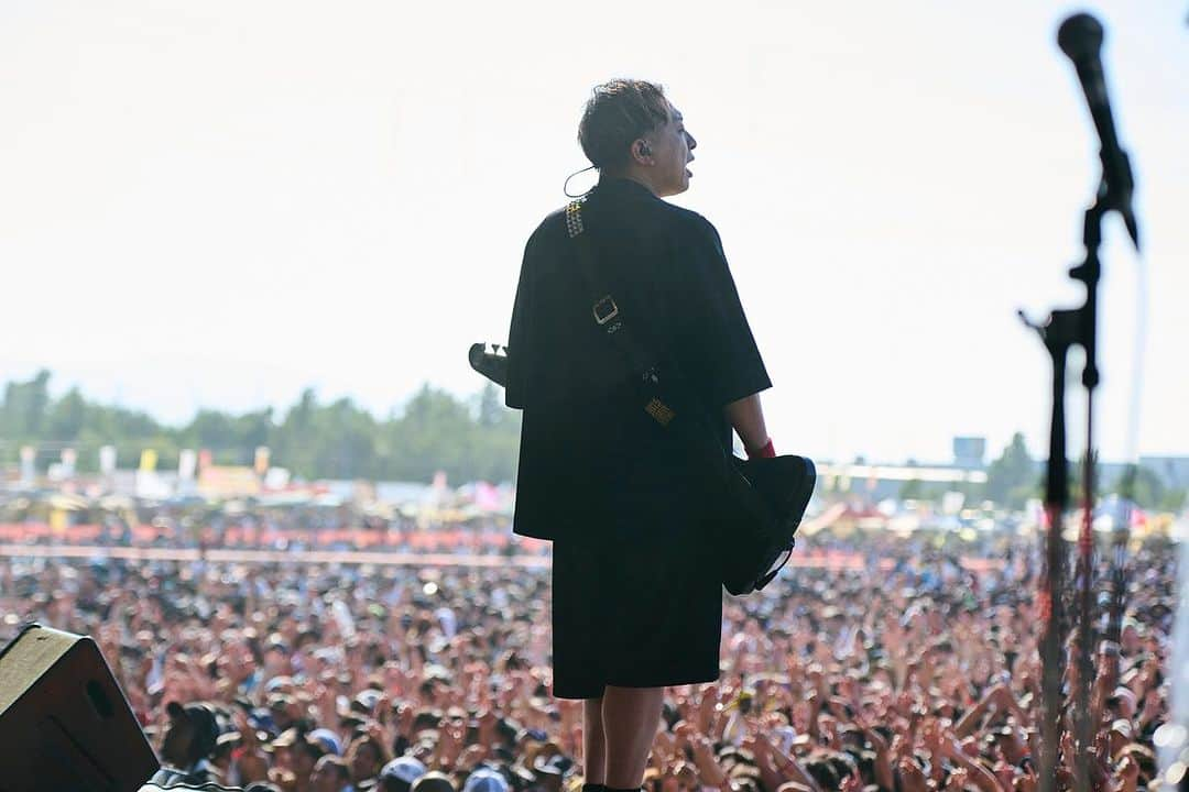 RISING SUN ROCK FESTIVALさんのインスタグラム写真 - (RISING SUN ROCK FESTIVALInstagram)「10-FEET at SUN STAGE  #RSR23 #10FEET PHOTO：釘野孝宏」8月21日 11時03分 - rsrfes