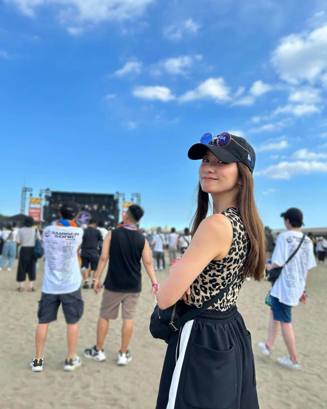 戸田れいのインスタグラム：「今年もSUMMER SONIC 2days参戦してきました🤘🏼  観たいアーティストを全部観られて大満足な２日間でした🍉  写真や動画たくさんあるからFCにあげるね😚❤️‍🔥」