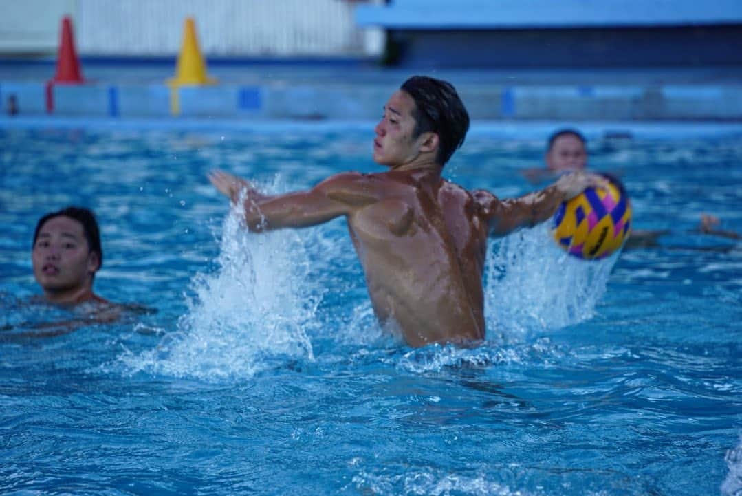 荒井陸のインスタグラム：「Boooom🌊🤽‍♂️💫💥」