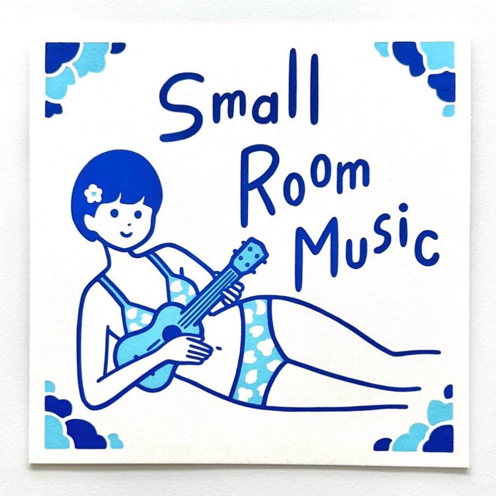 白根ゆたんぽのインスタグラム：「Small Room Music さん @small.room.music  のショップカード レッスンうけたりなんやかんやしていただいた方にお渡ししているそうです。青と赤の2バージョン。両面活版印刷です。」
