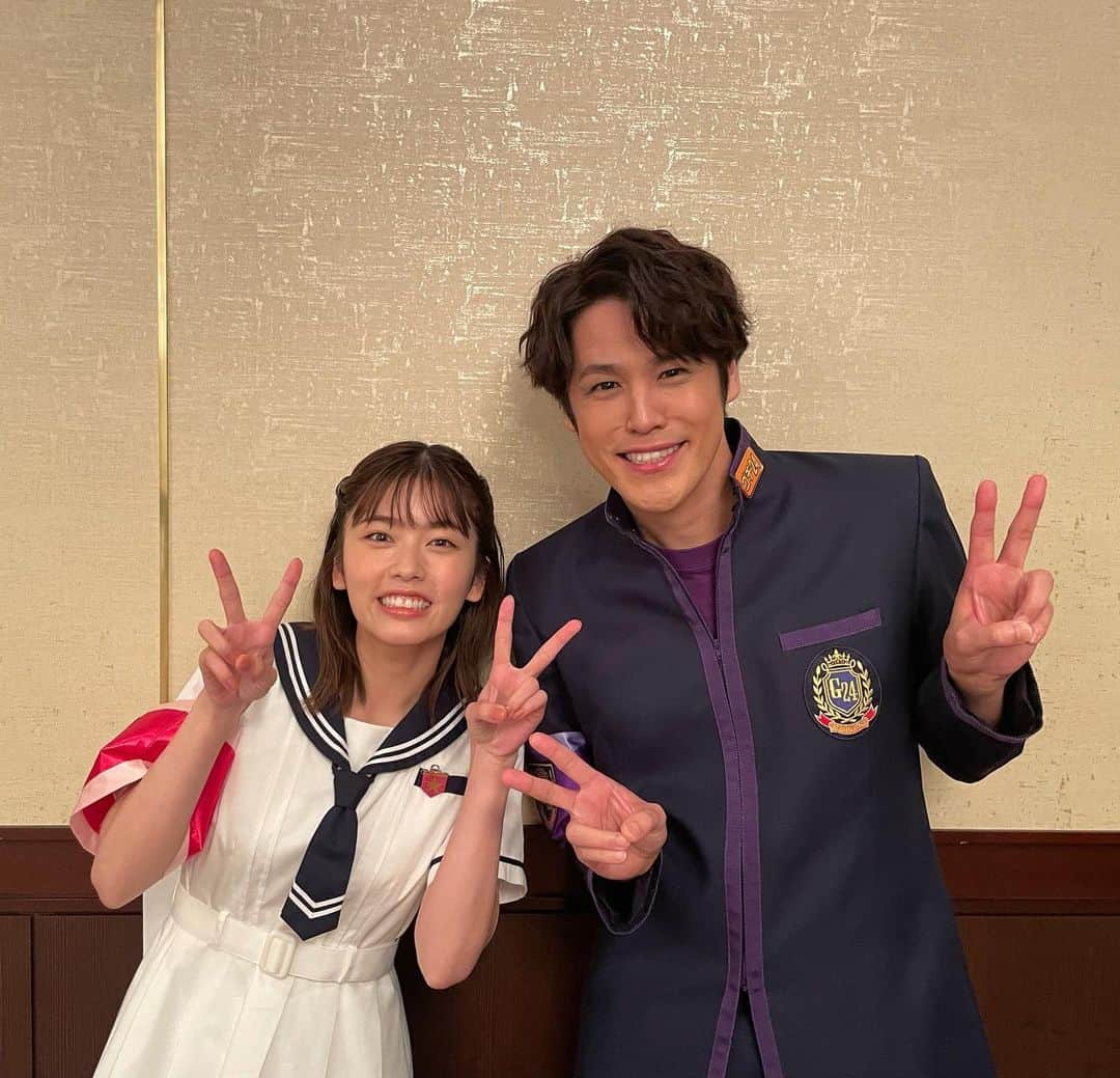 のインスタグラム：「「転職の魔王様」第6話🫅  本日22:00〜放送です☺︎ ぜひご覧ください(｡・・｡)  #転職の魔王様  撮影現場で喋りすぎて写真を撮り忘れていたので、ゴチで撮ってもらいました😂 本日の求職者はマモさんです✨」