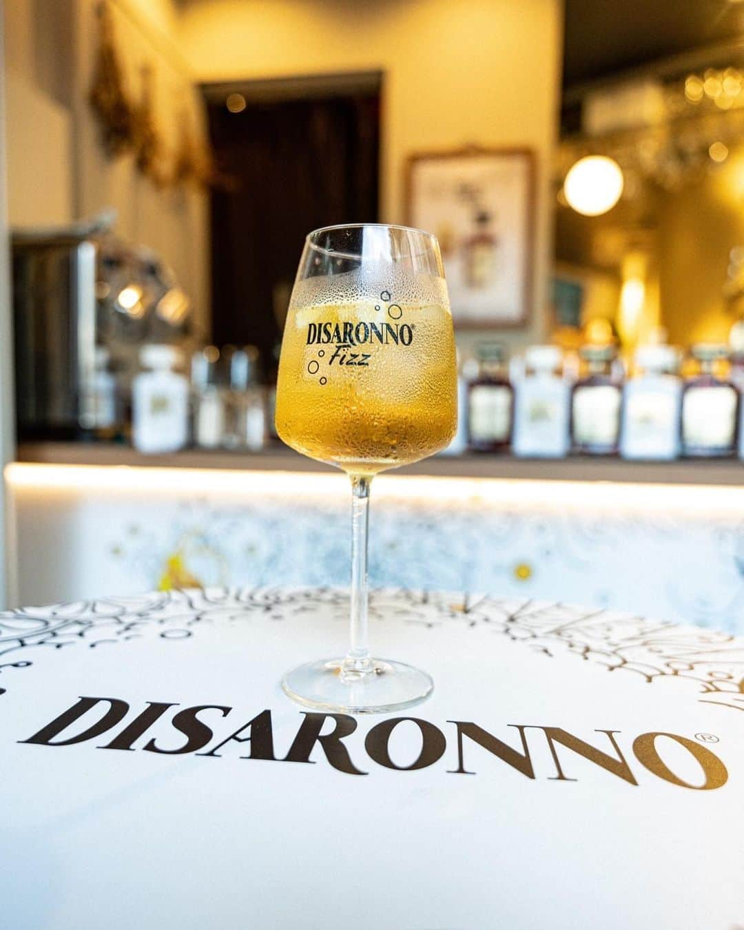 Niinaさんのインスタグラム写真 - (NiinaInstagram)「🍸 渋谷streamカクウチベースで DISARONNOカクテル飲んだ日🤍 また飲める機会はお知らせする🫰🏼 tiktokでお店の様子も撮ったから ぜひそっちも見てネ🫶❤️ #disaronno #ディサローノ #ドルチェヴィータ」8月21日 17時18分 - niina__official