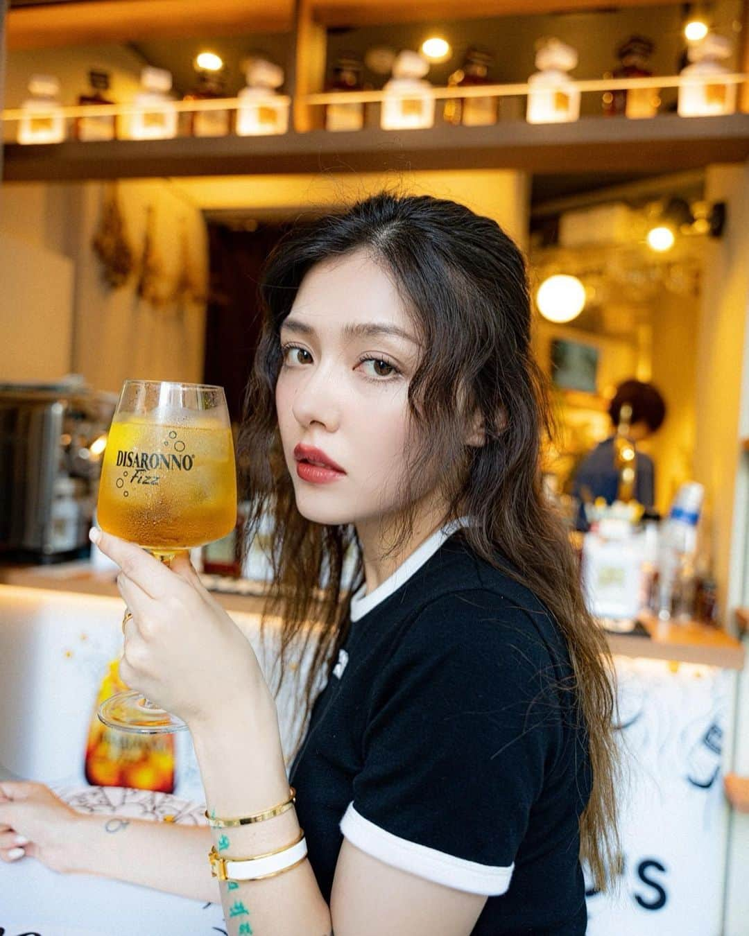 Niinaさんのインスタグラム写真 - (NiinaInstagram)「🍸 渋谷streamカクウチベースで DISARONNOカクテル飲んだ日🤍 また飲める機会はお知らせする🫰🏼 tiktokでお店の様子も撮ったから ぜひそっちも見てネ🫶❤️ #disaronno #ディサローノ #ドルチェヴィータ」8月21日 17時18分 - niina__official