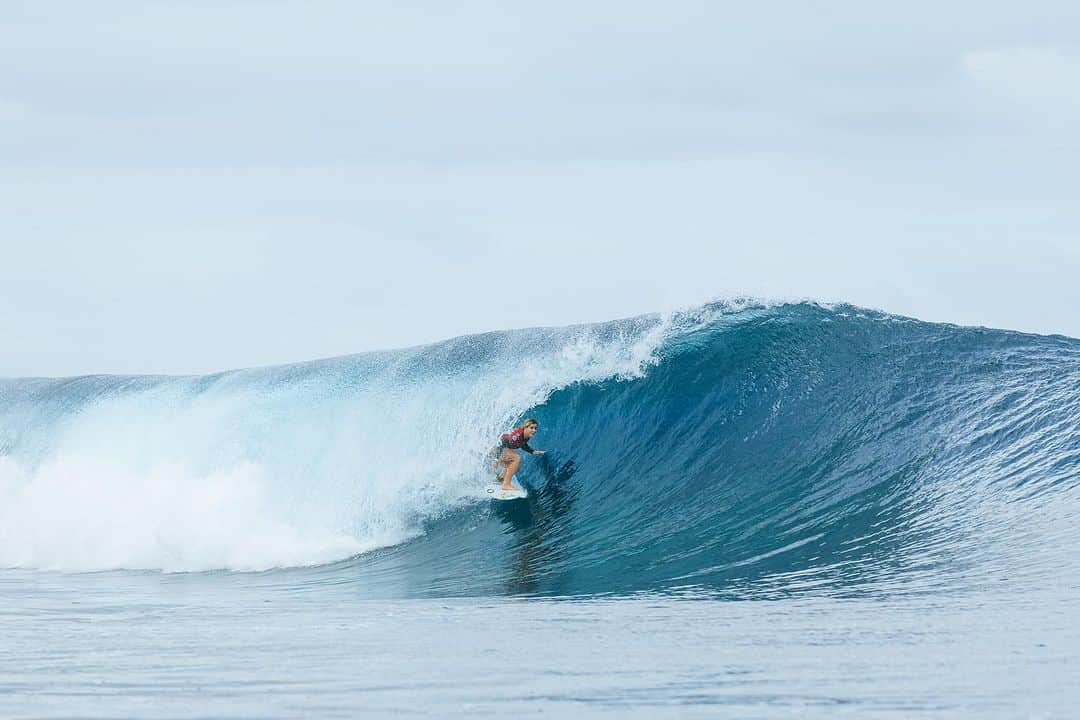 キャロライン・マークスさんのインスタグラム写真 - (キャロライン・マークスInstagram)「📸 @wsl」8月22日 3時15分 - caroline_markss