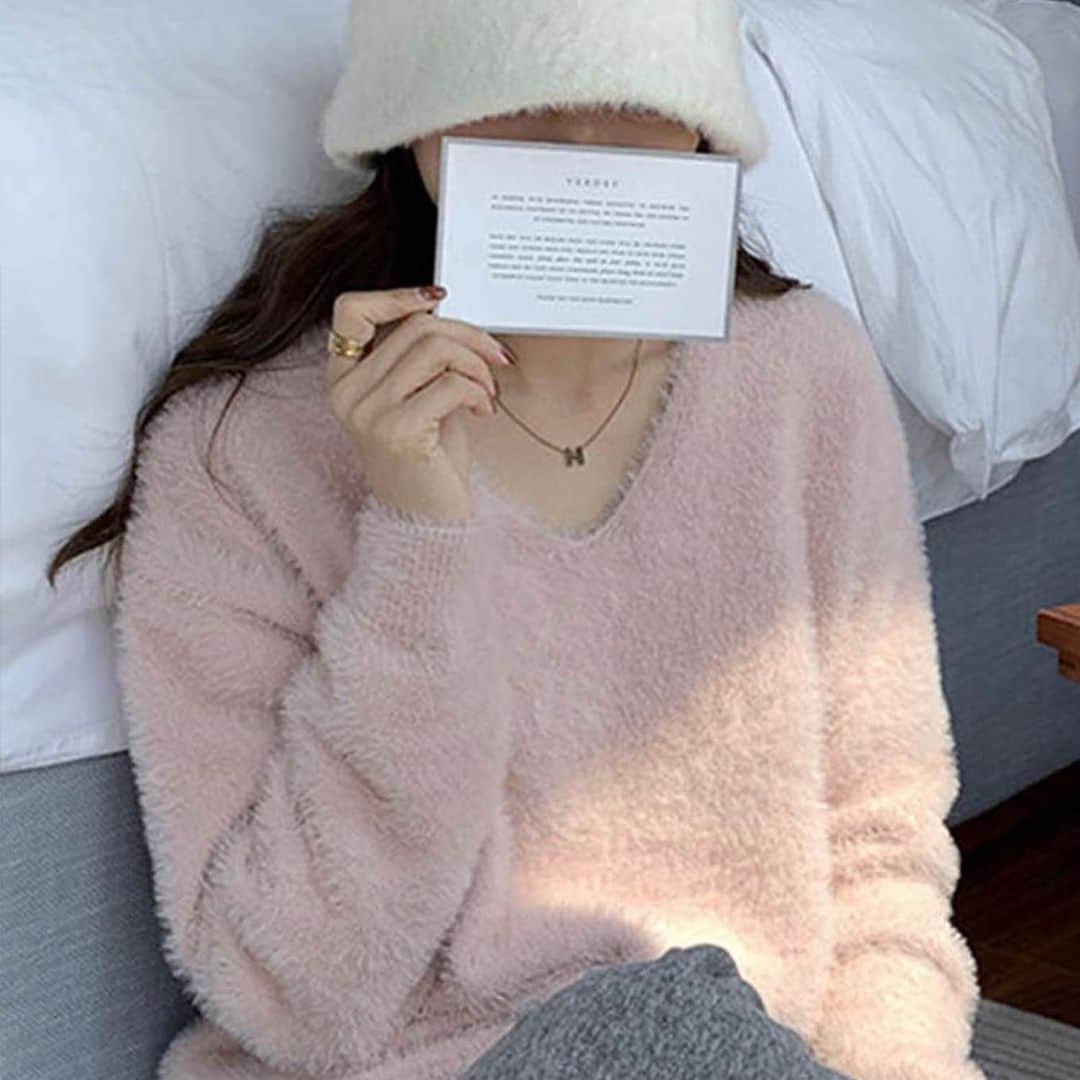 コレカウさんのインスタグラム写真 - (コレカウInstagram)「まだまだ暑い日が続いておりますが、perky roomでは秋服商品が 続々と入荷しております🍁✨  最新の秋服達をピックしましたので、気になる方はぜひZOZOTOWN【perky room】をご覧くださいませ🫶🎉  #perkyroom #perky_room#パーキールーム #zozotown #zozo #ゾゾ#ゾゾタウン#トレンドファッション #ファッションコーデ #ファッション通販 #セレクトショップ #シンプル #韓国ファッション #アパレル #30代ファッション #20代コーデ #タイムセール #zozotown購入品 #秋服 #aw  #秋服コーデ  #fashion #cordinate #ootd #outfit#timesale#like#likesforlike #followforfollowback」8月21日 19時35分 - perky_room