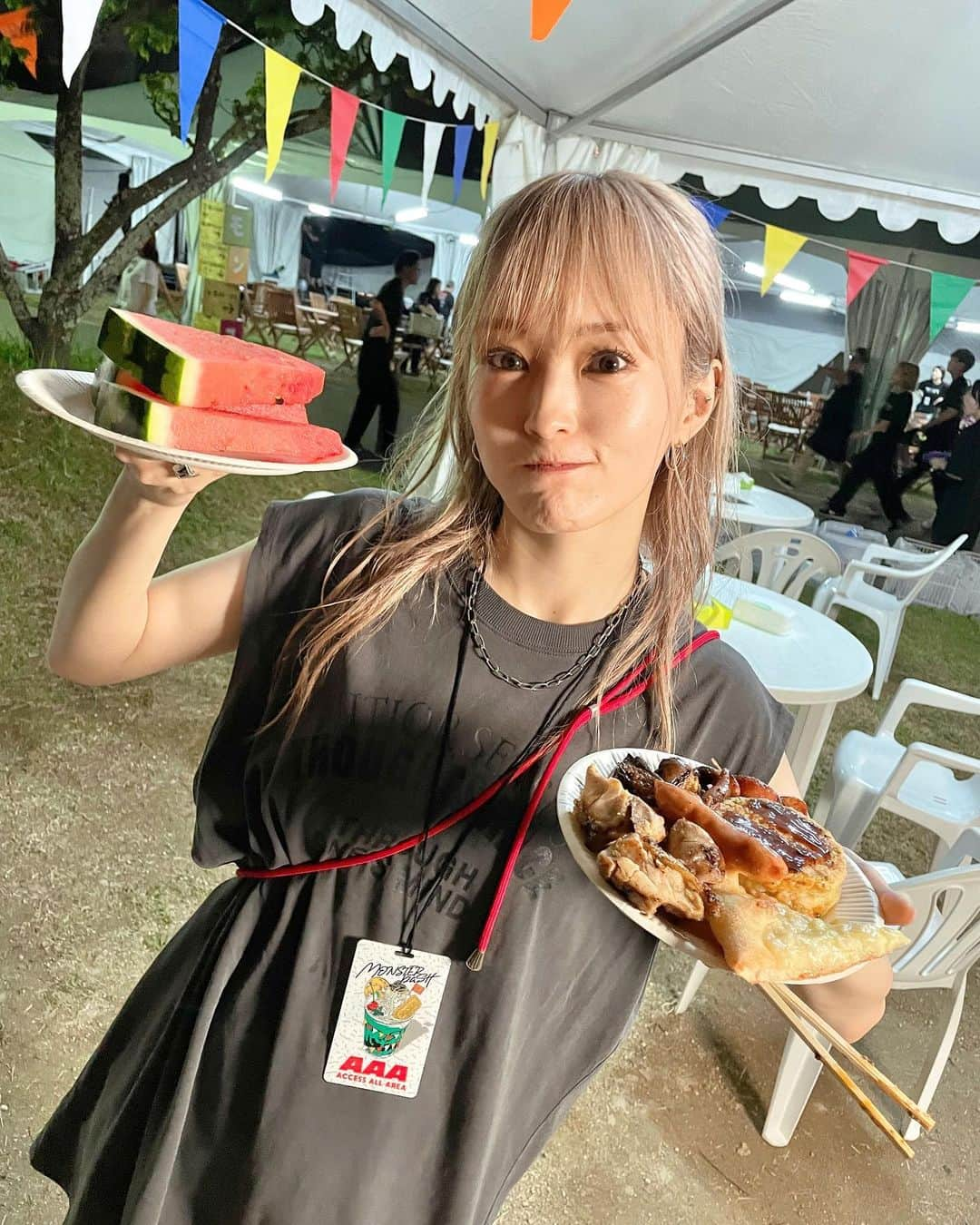 山本彩さんのインスタグラム写真 - (山本彩Instagram)「⁡ 🍉🍗🍕 ⁡」8月21日 19時51分 - sayaka__714