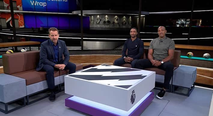 ジャーメイン・デフォーのインスタグラム：「Good vibes in the @premierleague studio last night. Enjoyed covering the weekends action with @diondublin09 and @markpougatch 🤟🏾」