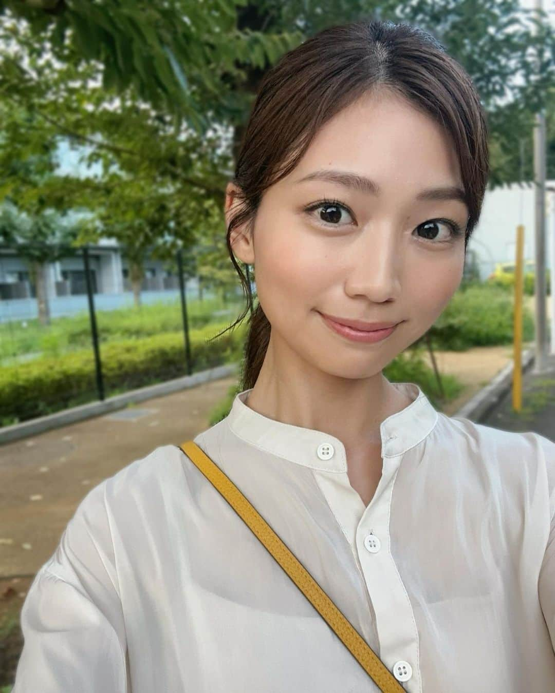 村上奈菜さんのインスタグラム写真 - (村上奈菜Instagram)「毎日暑いですね。 最近、お肌の調子が良い感じ🐈🌼 お水を沢山飲んで 早く寝るのを心がけてる☺︎」8月21日 20時34分 - murakami__nana