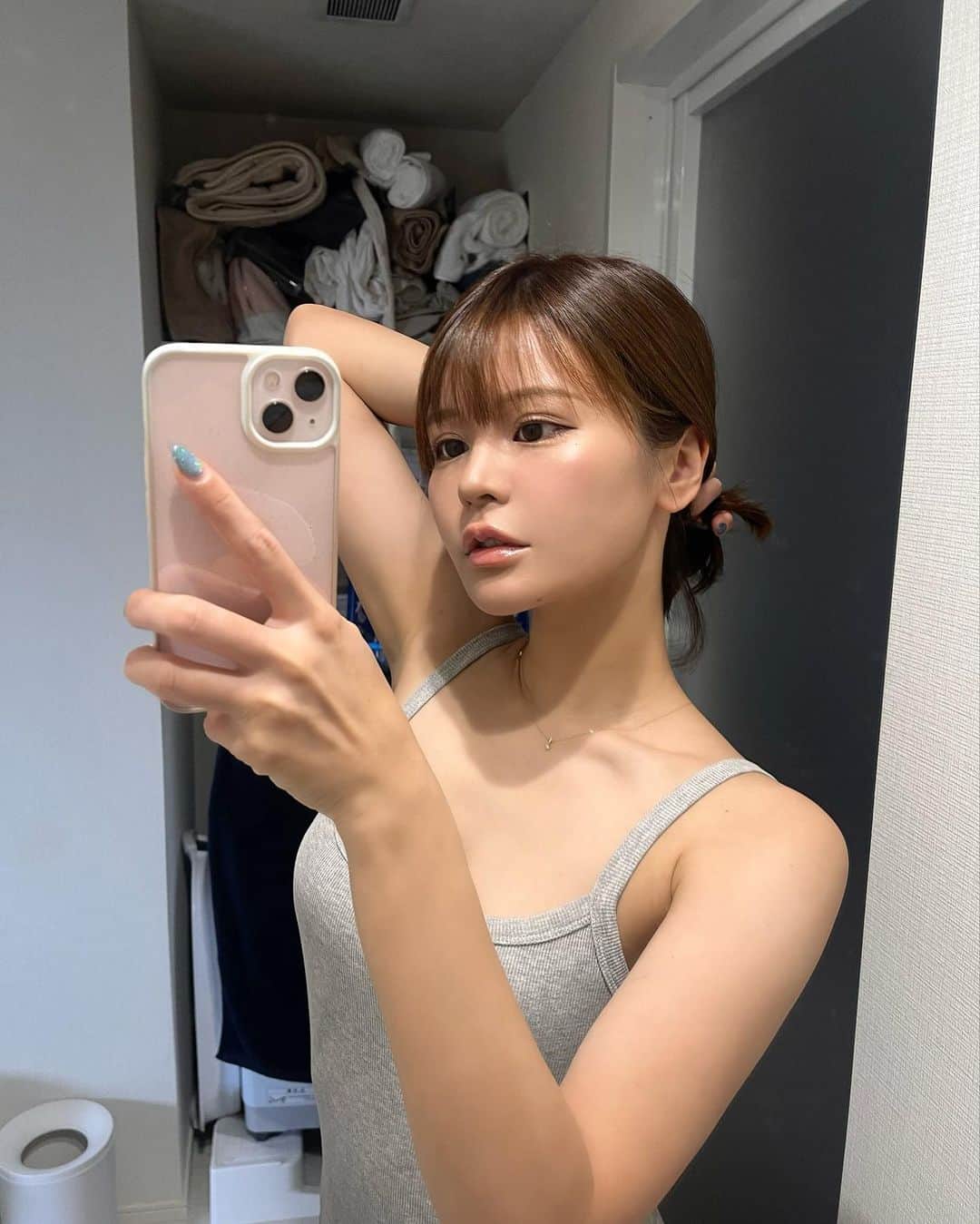 ななぴのインスタグラム：「Suumer 🌻♡ 美活時間が幸せな時間☺️ 小顔矯正いって、美容院行って、美容クリニックいって💉 あとはダイエット開始しなければ🐷 マッサージとかエステとかも行きたいな〜  #美容クリニック　#美活　#キャミ　#ワンピース　#japanesegirl」