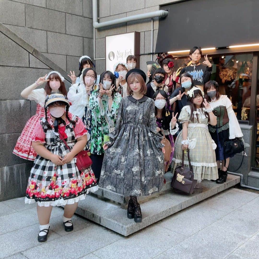 皆方由衣さんのインスタグラム写真 - (皆方由衣Instagram)「皆様ありがとうございました♡♡  #ティケシュシュ #marble #lolitafashion #ロリータ」8月21日 21時02分 - yuiminakata