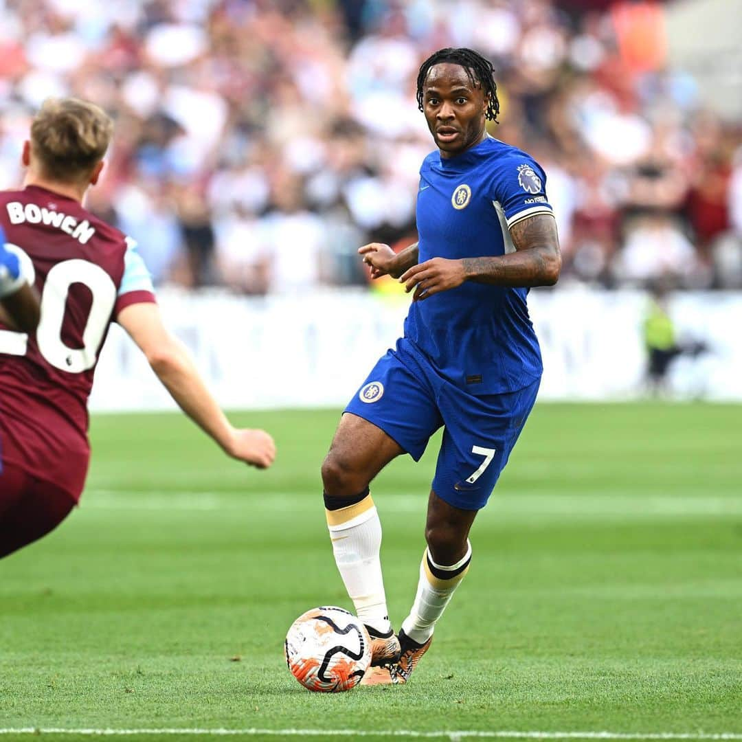 ラヒーム・スターリングさんのインスタグラム写真 - (ラヒーム・スターリングInstagram)「Disappointed with the result… but we stick together @chelseafc 🔵」8月21日 21時29分 - sterling7