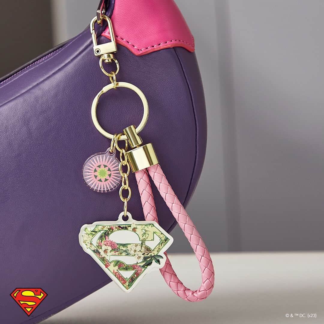 SHEINさんのインスタグラム写真 - (SHEINInstagram)「🔥 Strong, stylish, and unstoppable. Experience the ultimate alliance of SUPERMAN™ x SHEIN. 🔗 Shop the collection on SHEIN  🔎19036664 19212627 19036679 19036678 20015610 19212672 19212626  #SupermanxSHEIN #Superman23xSHEIN #Superman #SHEINCollabs #SHEIN  *P.S. Only available on US/CA/MX/BR/CL/MY/TH/PH/SG/JP/TW/ASIA/AU/NZ/ZA/IL/AR/BH/OM/KW/QA/SA/UAE/MA/EG/UK/FR/DE/IT/ES/NL/PL/PT/SE/CH/EUR/EUQS/VN」8月21日 21時30分 - sheinofficial