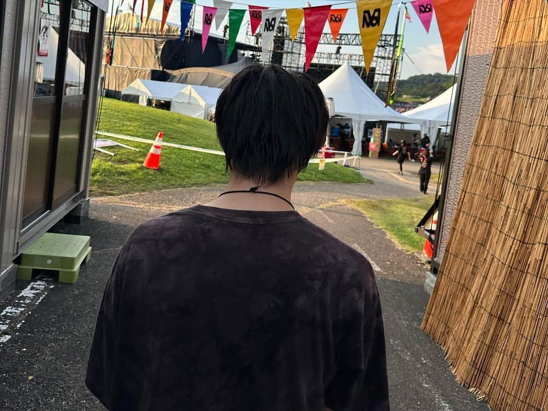 髙田彪我さんのインスタグラム写真 - (髙田彪我Instagram)「MONSTER baSH2023 ありがとうございました！  暑かったし、熱かった！！！ 最高の夏の思い出です！  また出るぞ！！！モンバス‼️   #モンバス  #monsterbash  #夏フェス  #さくらしめじ」8月21日 22時02分 - hyoga_takada_official