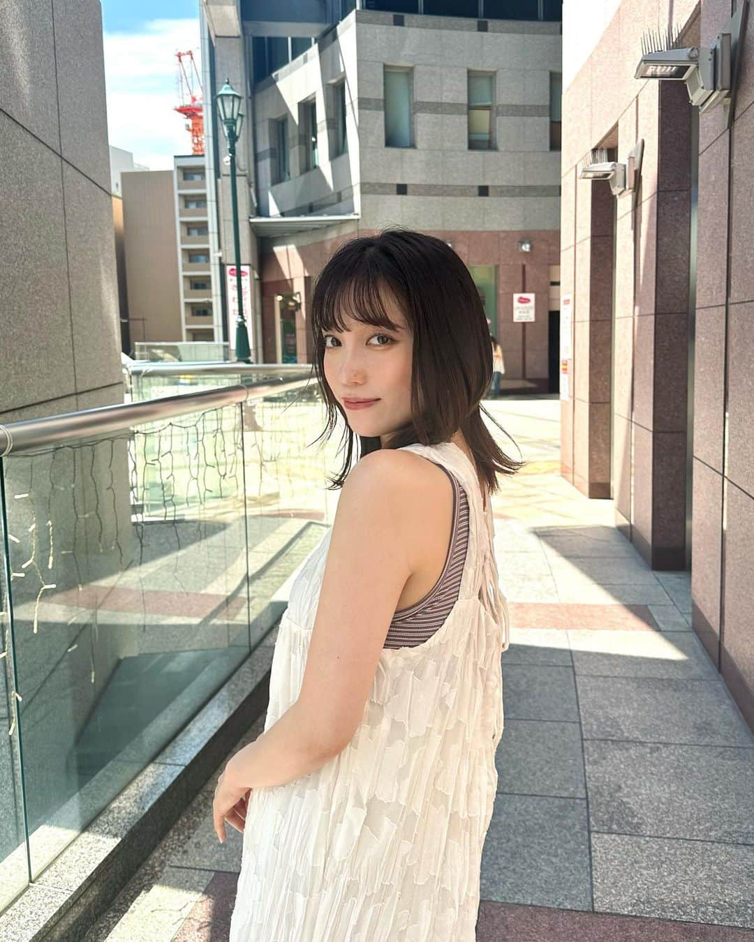 柚木ふゆのインスタグラム：「・ ・ ・ まだまだ暑いけど、髪の毛は下ろしたい🫠笑笑 髪伸びてきた〜‼︎ぞ〜‼︎ ・ ・ ・ ・ ・ ・ ・ ・ ・ ・  #mery #rili_tokyo #sucle #ボブヘア #ボブヘアアレンジ #ボブアレンジ #lfl #l4l #fff #淡色女子 #淡色コーデ #サロンモデル #サロモ #天王寺カフェ #cafe #カフェ #カフェ巡り #カフェ活 #天王寺ランチ #大阪 #大阪観光 #大阪旅行 #天王寺 #天王寺グルメ #カメラ女子 #人像攝影 #人物攝影 #模特 #攝影 #夏服」