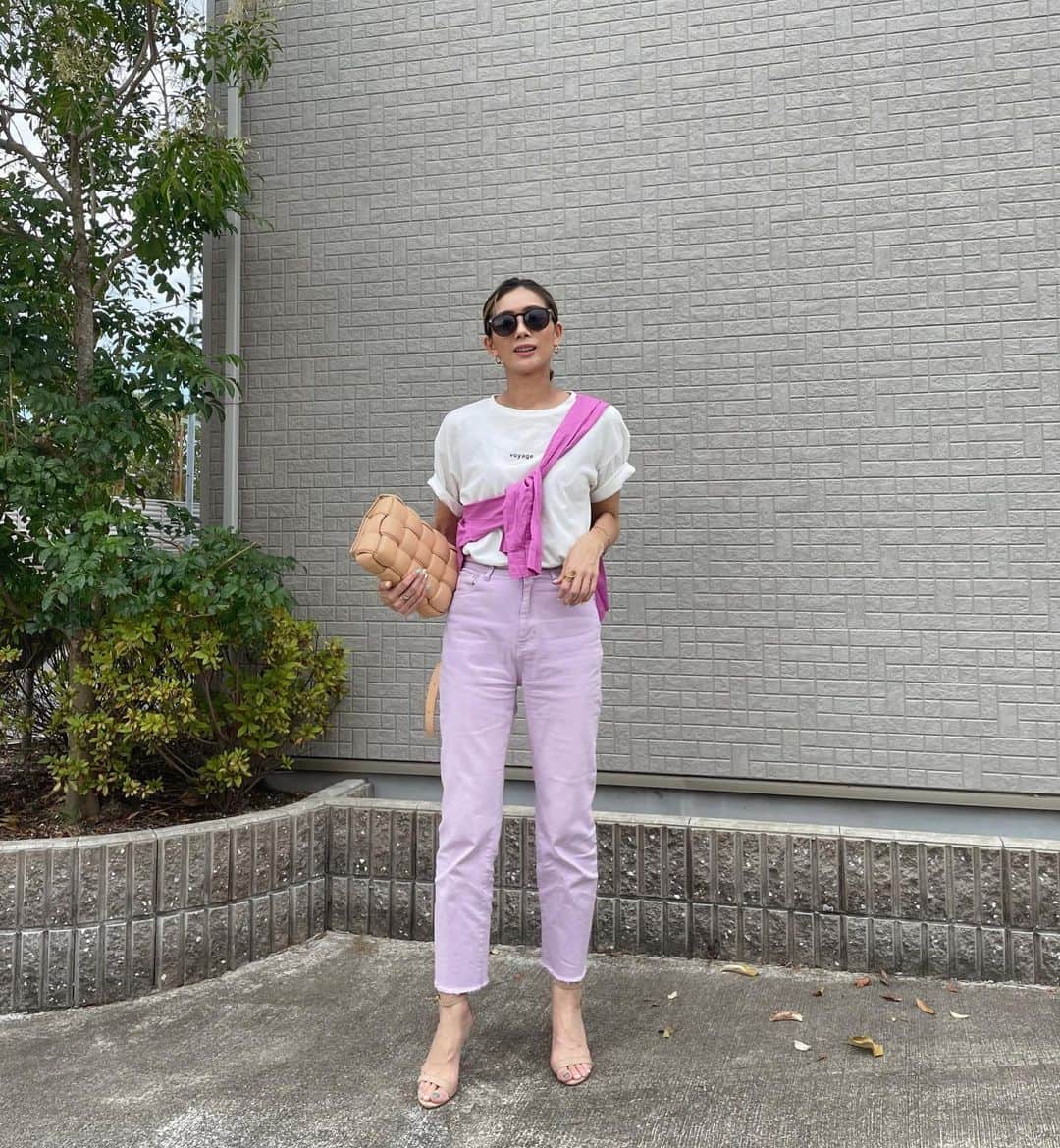mamany704のインスタグラム：「* * 🍬Pink×Pink🍬 * * #fashion#coordinate#ootd#outfitoftheday#outfits#outfit#pink#pinkfashion#ファッション#コーディネート#ピンク#tシャツコーデ#大人カジュアル#夏コーデ」