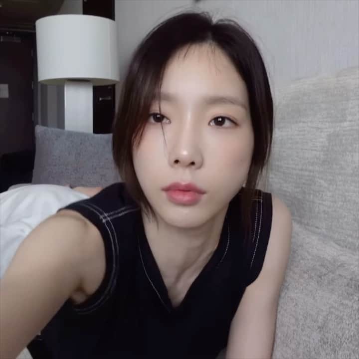 TAEYEONのインスタグラム：「TAEYEON VLOG in HONGKONG 🇭🇰🌃  @taeyeon_ss  #태연 #TAEYEON」