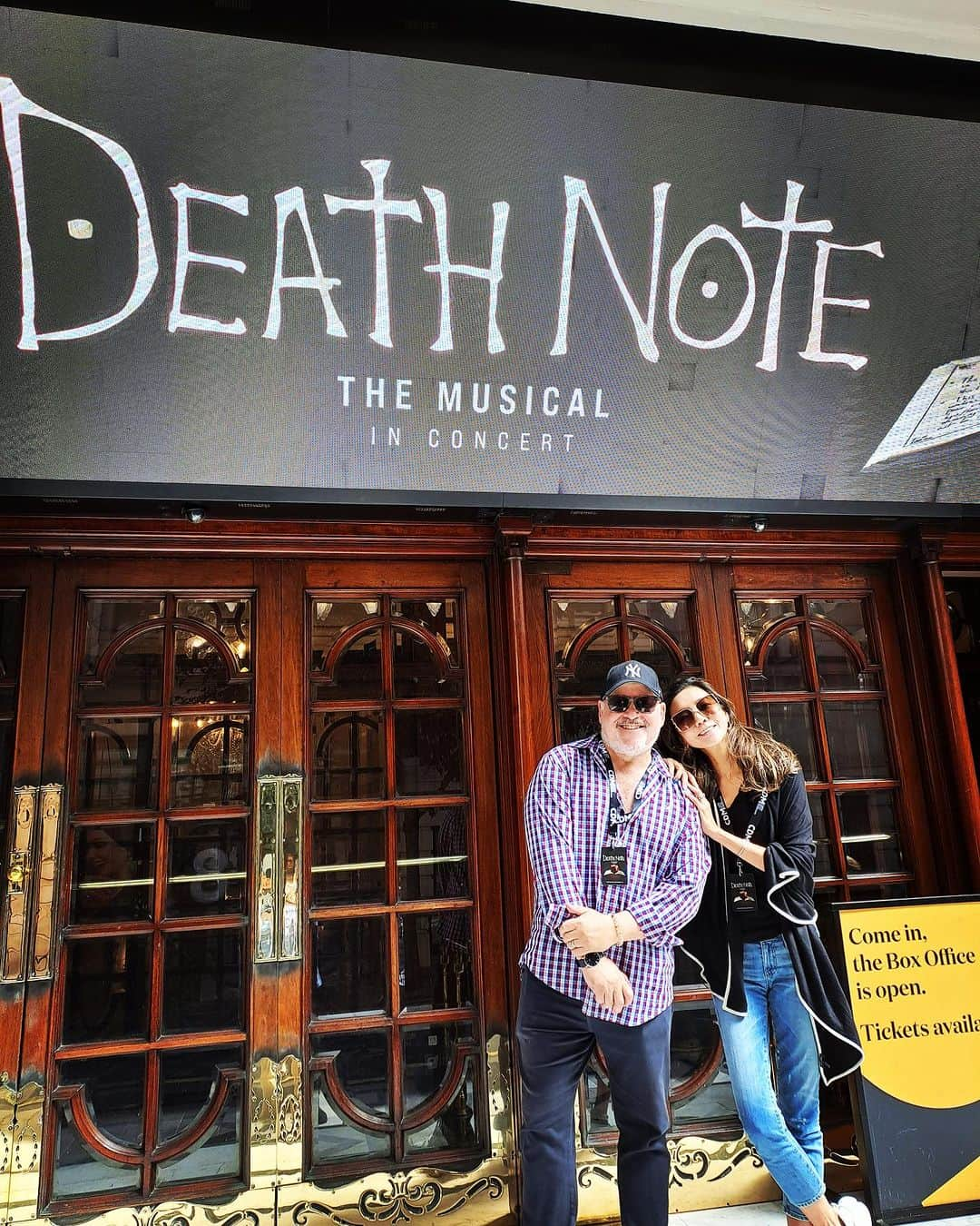 和央ようかのインスタグラム：「It all begins tonight🍎  いよいよ今夜…🍎 デスノート📓  #takakoworldstylin🌎 #takakolondonstylin🇬🇧 #deathnote #デスノート#london #ロンドン#yokawao#和央ようか」