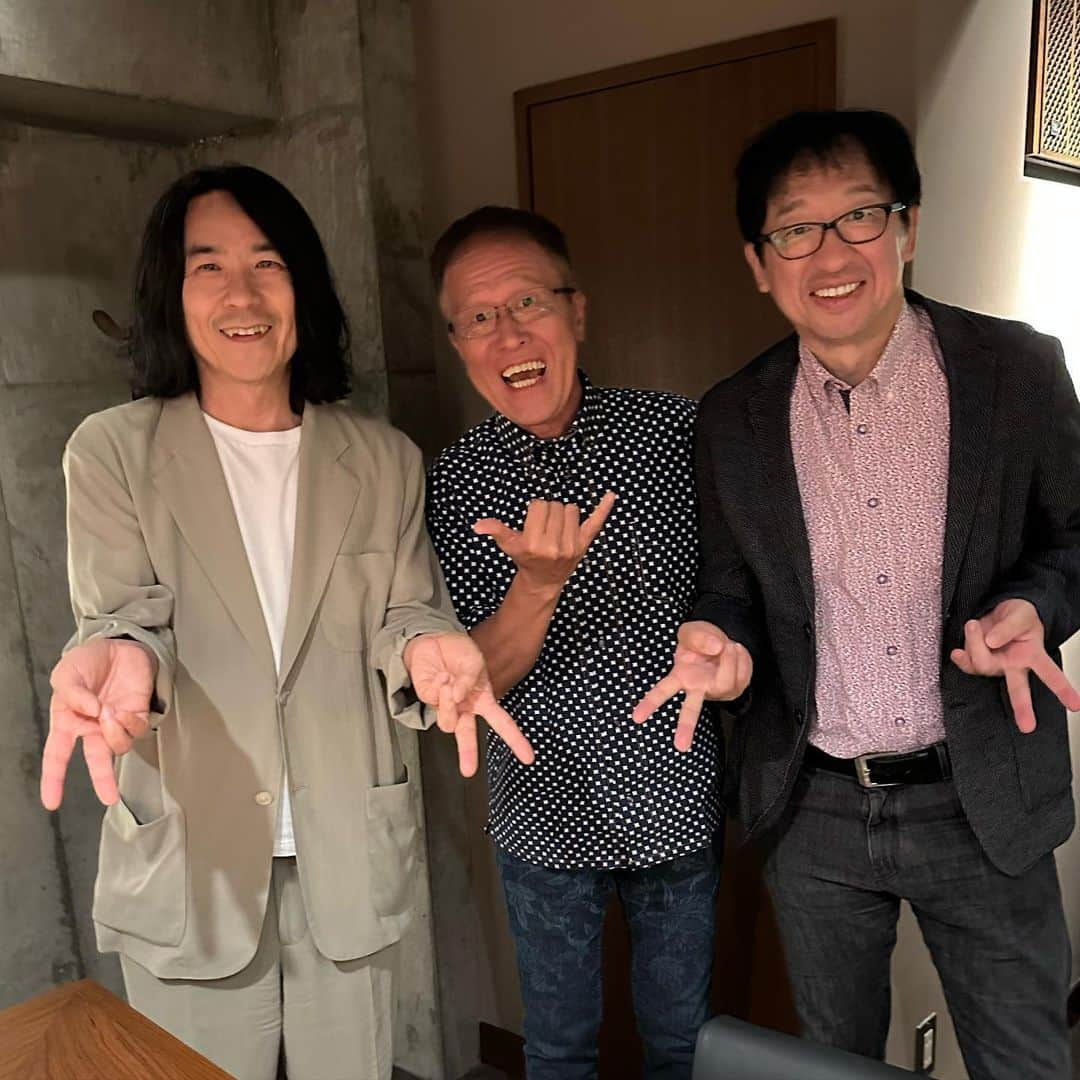 井上公造さんのインスタグラム写真 - (井上公造Instagram)「実は、3人揃って食事するのは初めて！元講談社の藤谷英志さん、医師の森田豊さん。ずっと、読売テレビ「クギズケ」で共演していた仲間です。 藤谷は定年退職、森田さんは還暦。どちらもお祝い㊗️です！ 今度、一緒にゴルフ⛳️に行くことになりました😊  #白金グルメ   #クギズケ   #同窓会  #上沼恵美子  #高田純次  #読売テレビ   #クギズケ好き」8月21日 23時01分 - inouekozo39