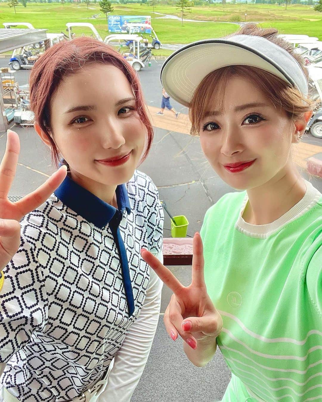 高木由紀のインスタグラム：「撮影のときのっ⛳️♡♡  ウェアはMUだよんっ♡  @musfan_players  @mu_sports_global   ゴルフもちゃんとやってます！！笑」