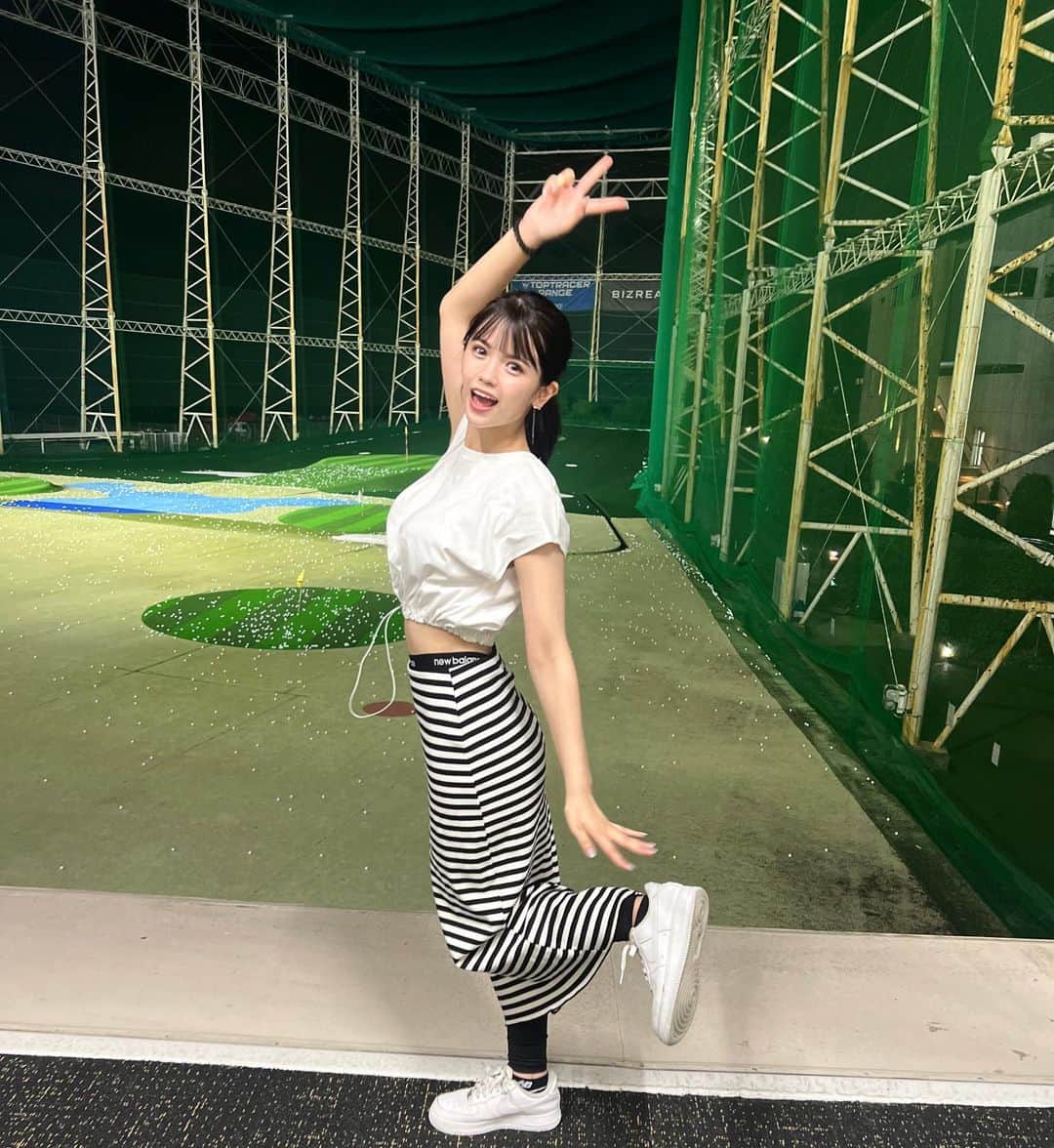 村山優香のインスタグラム：「実はちょっと前から プロの方に教わっています🏌️‍♀️⛳️」
